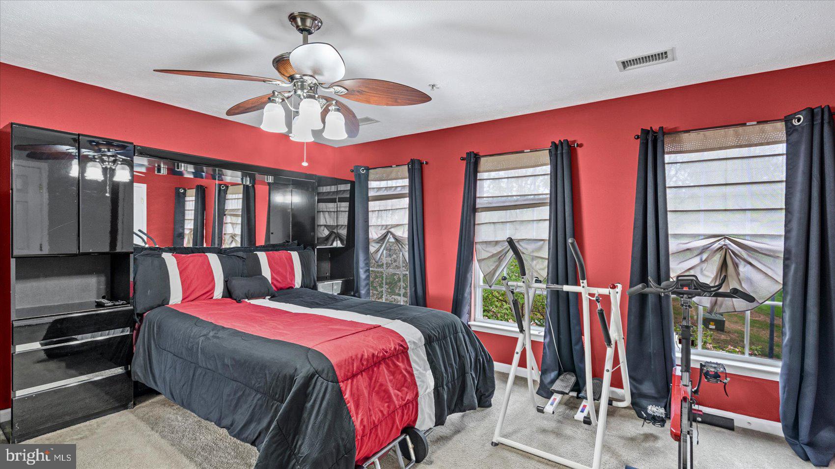 VILLAGE OF MILL RUN - Residential