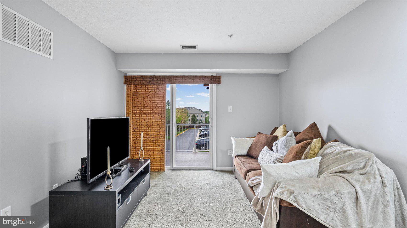 VILLAGE OF MILL RUN - Residential