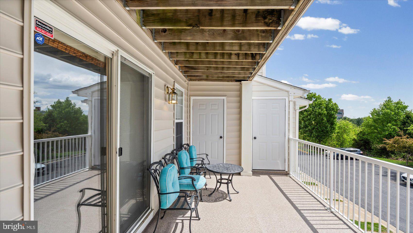 VILLAGE OF MILL RUN - Residential