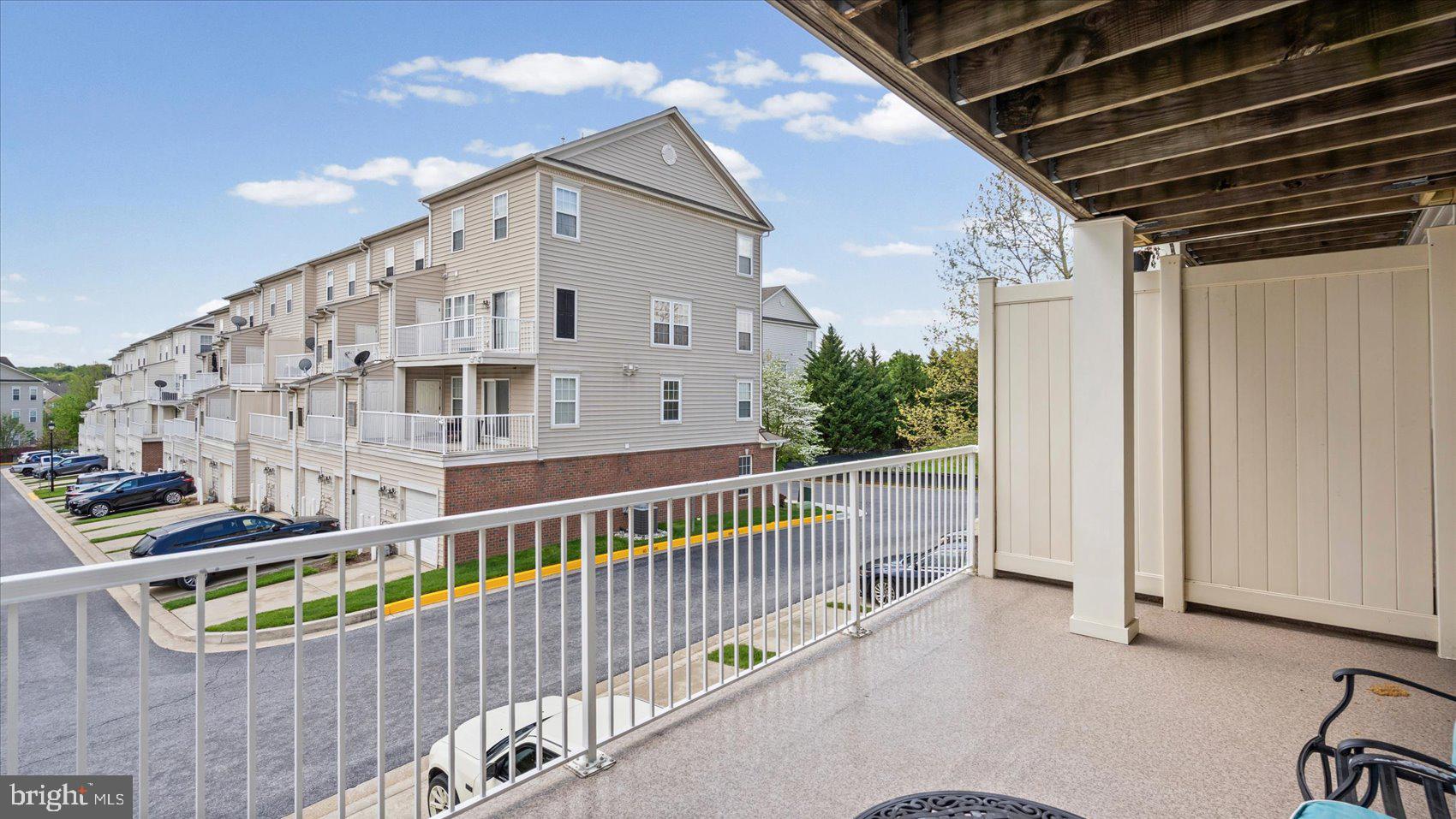 VILLAGE OF MILL RUN - Residential