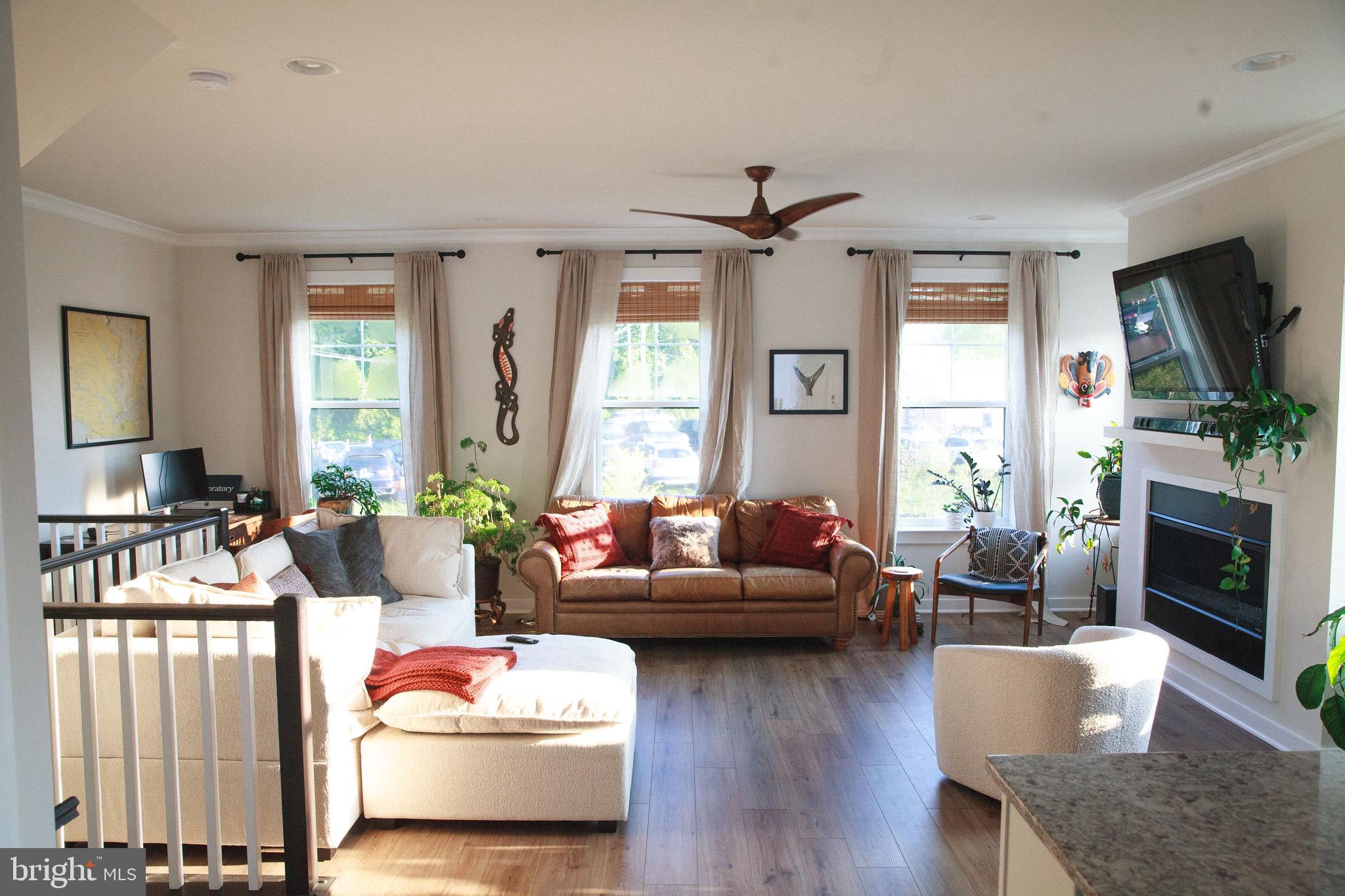 HIGHLANDER PARK - Residential Lease