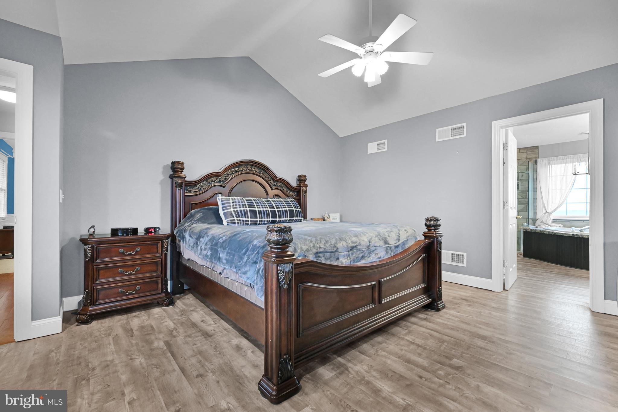 NEW PARK - Residential