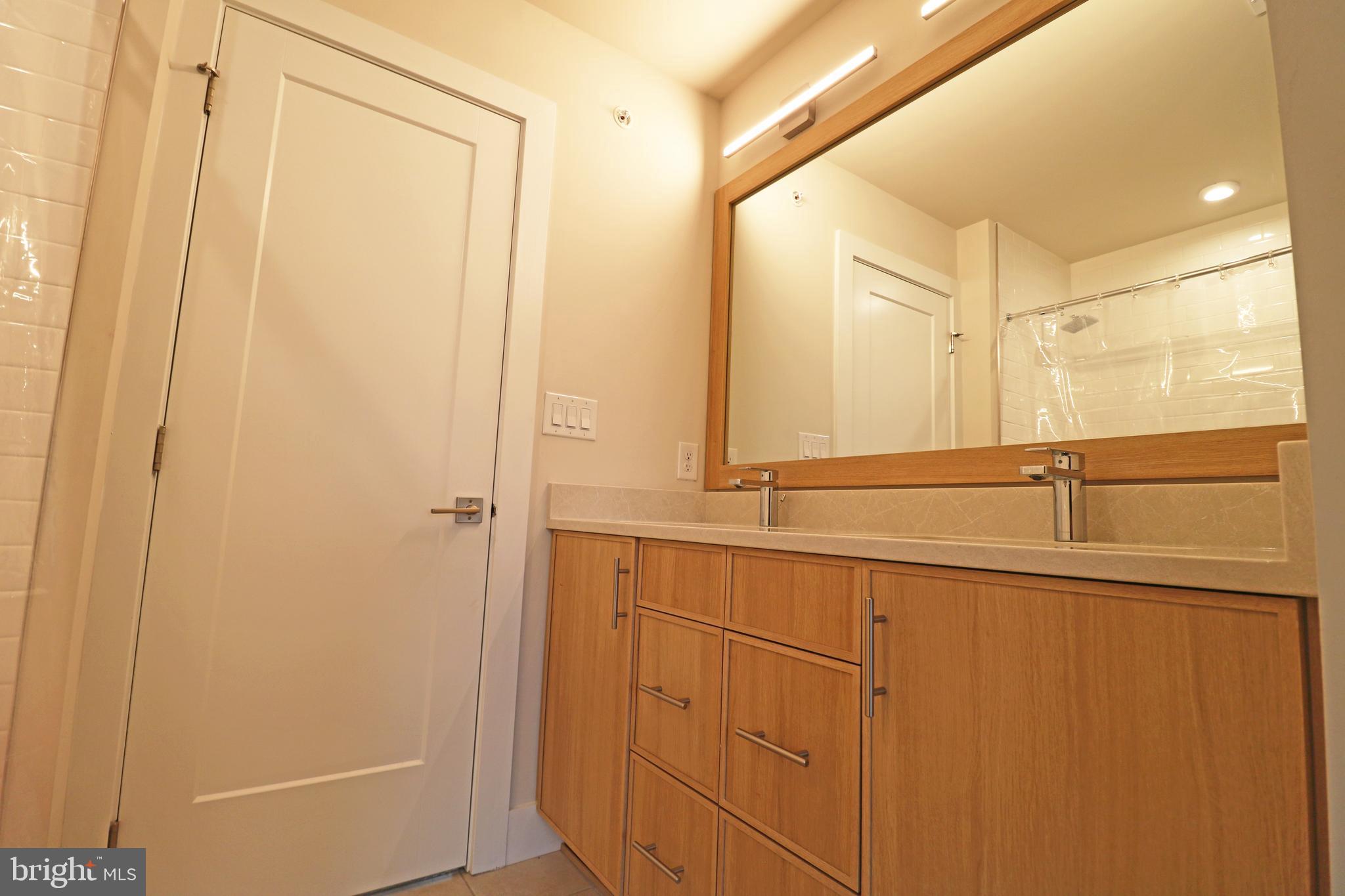 KING OF PRUSSIA - Residential