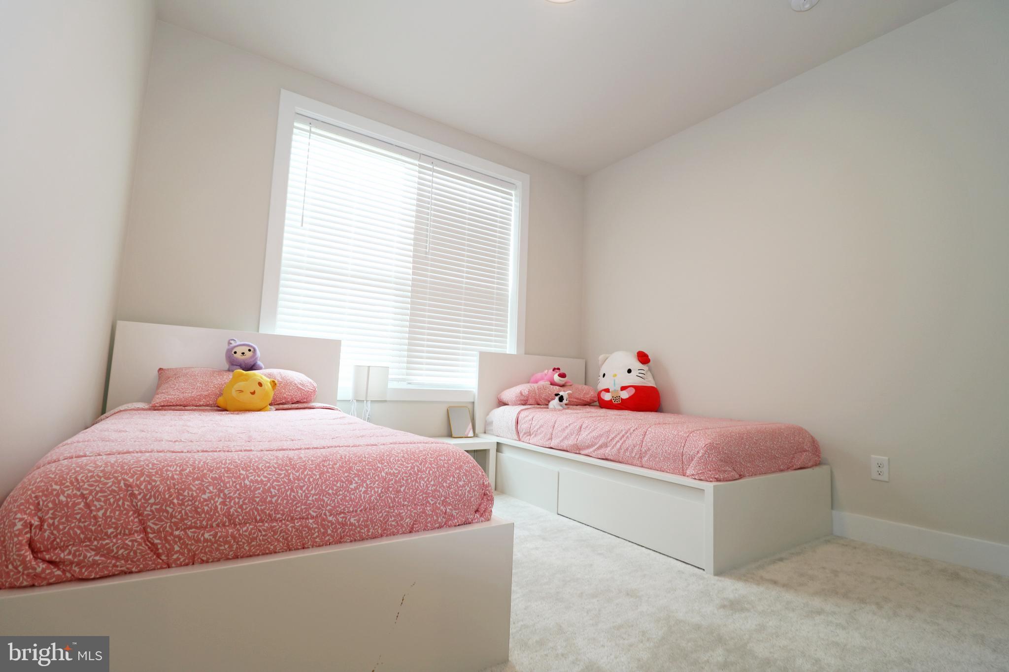 KING OF PRUSSIA - Residential