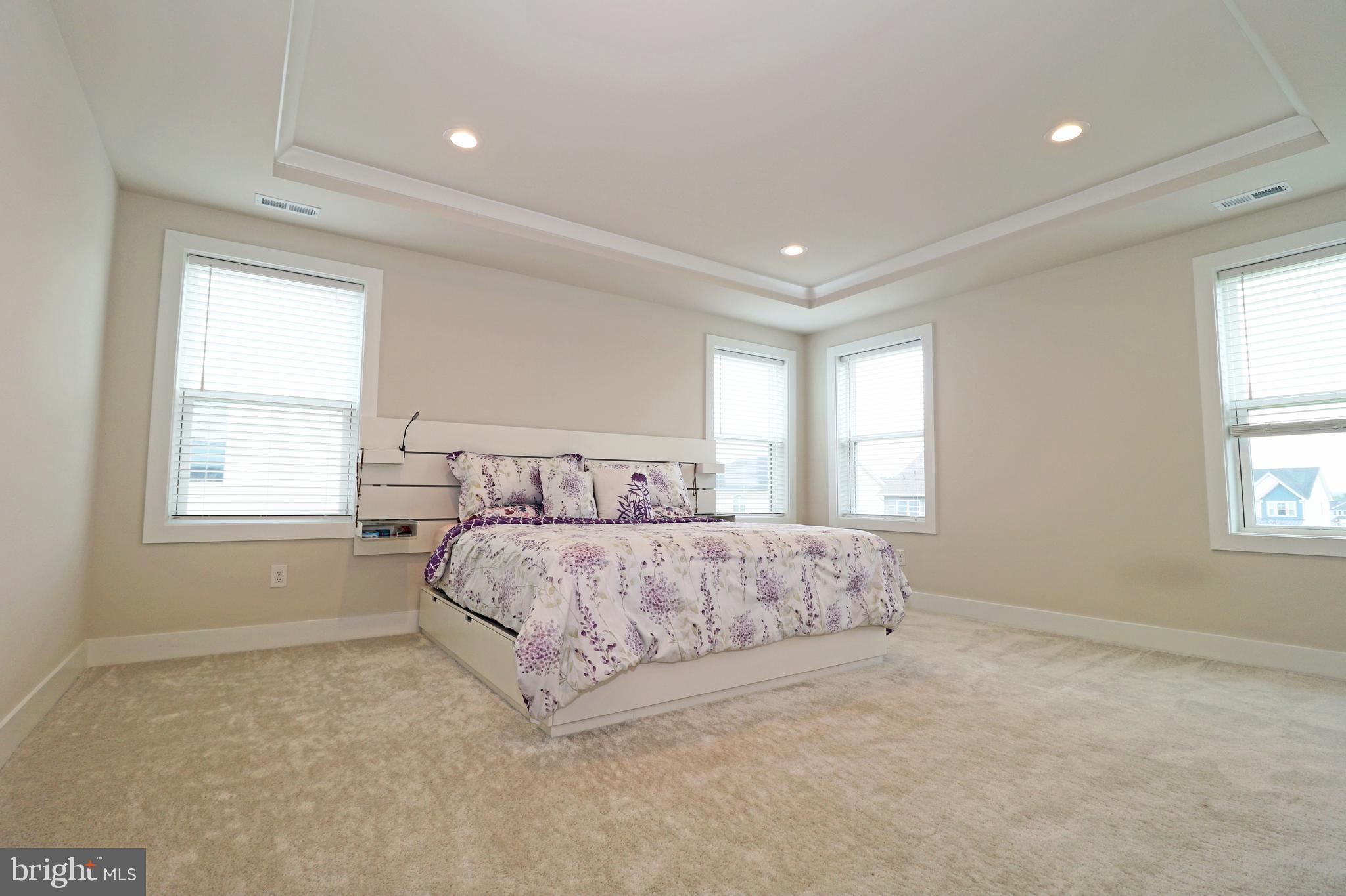 KING OF PRUSSIA - Residential