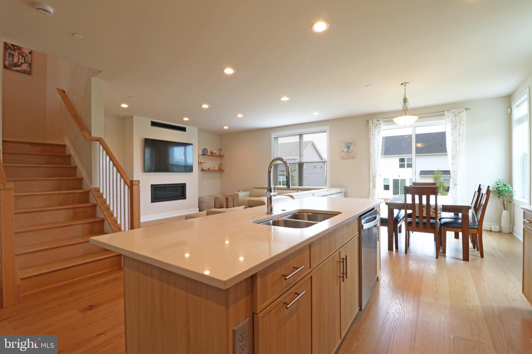 KING OF PRUSSIA - Residential