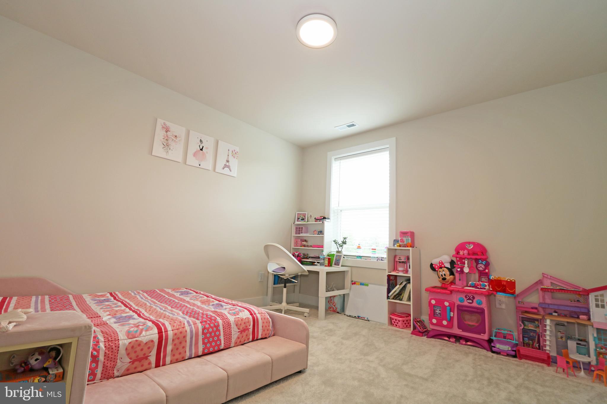 KING OF PRUSSIA - Residential