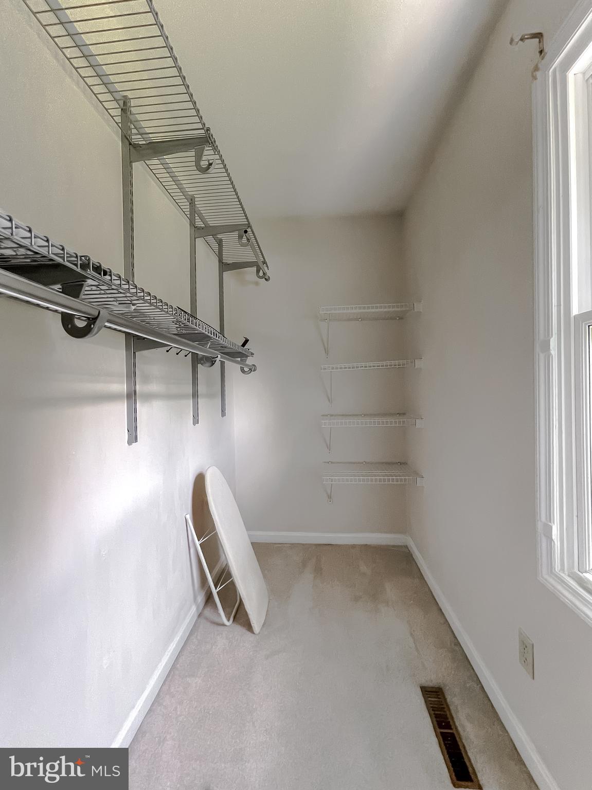 CEDAR COVE - Residential