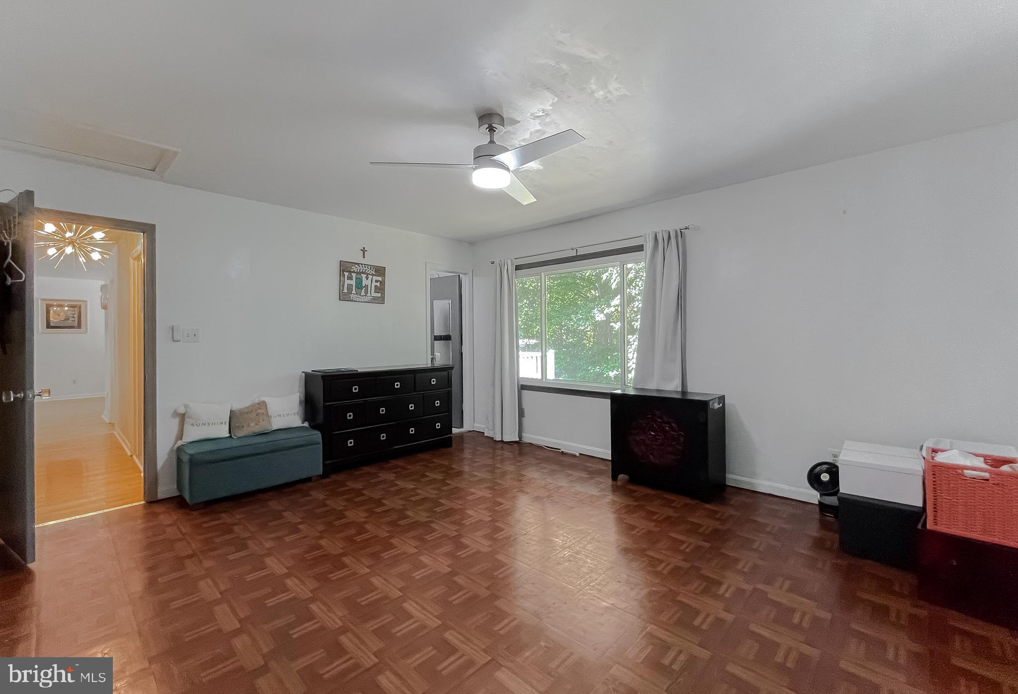 CEDAR COVE - Residential