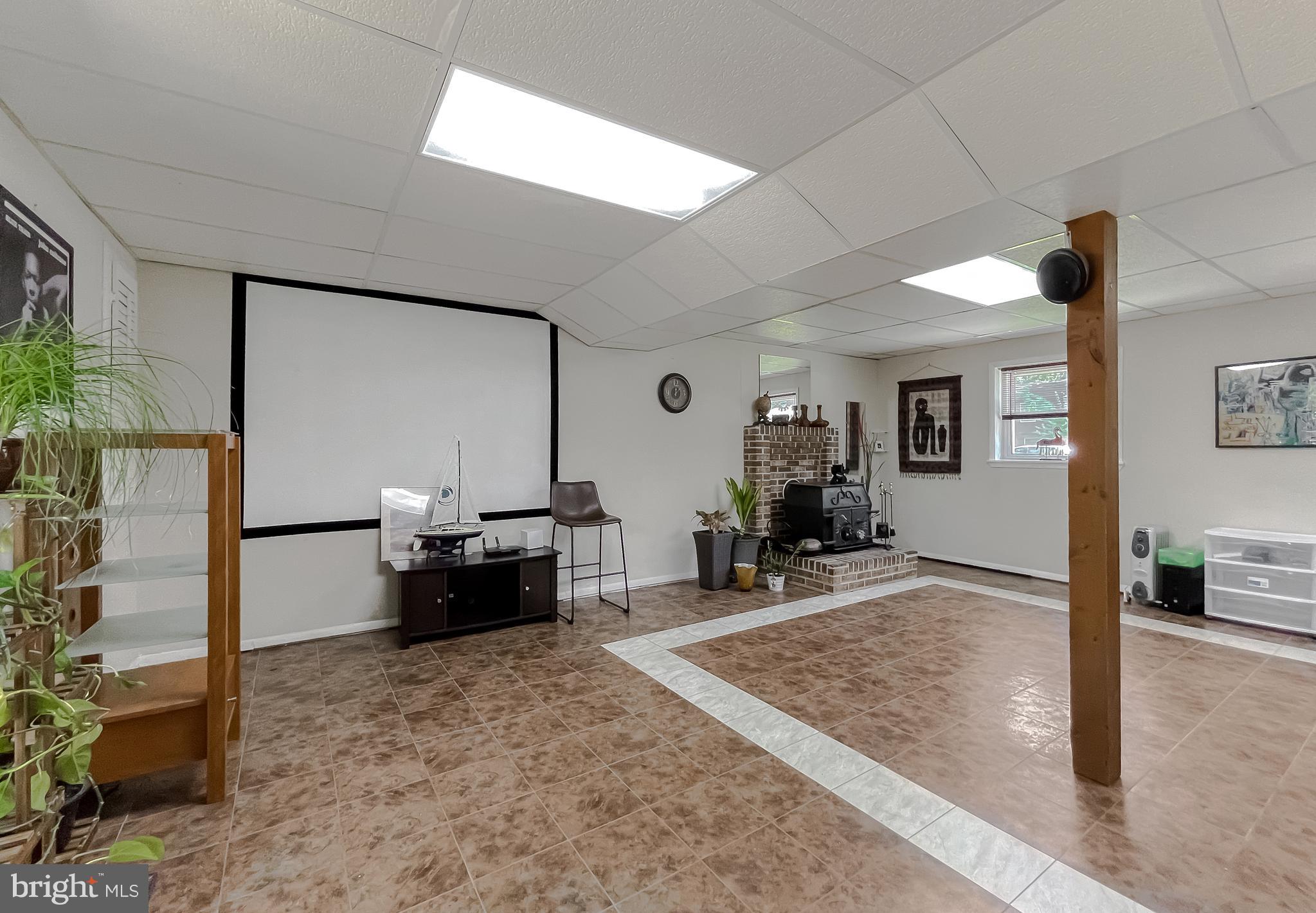 CEDAR COVE - Residential