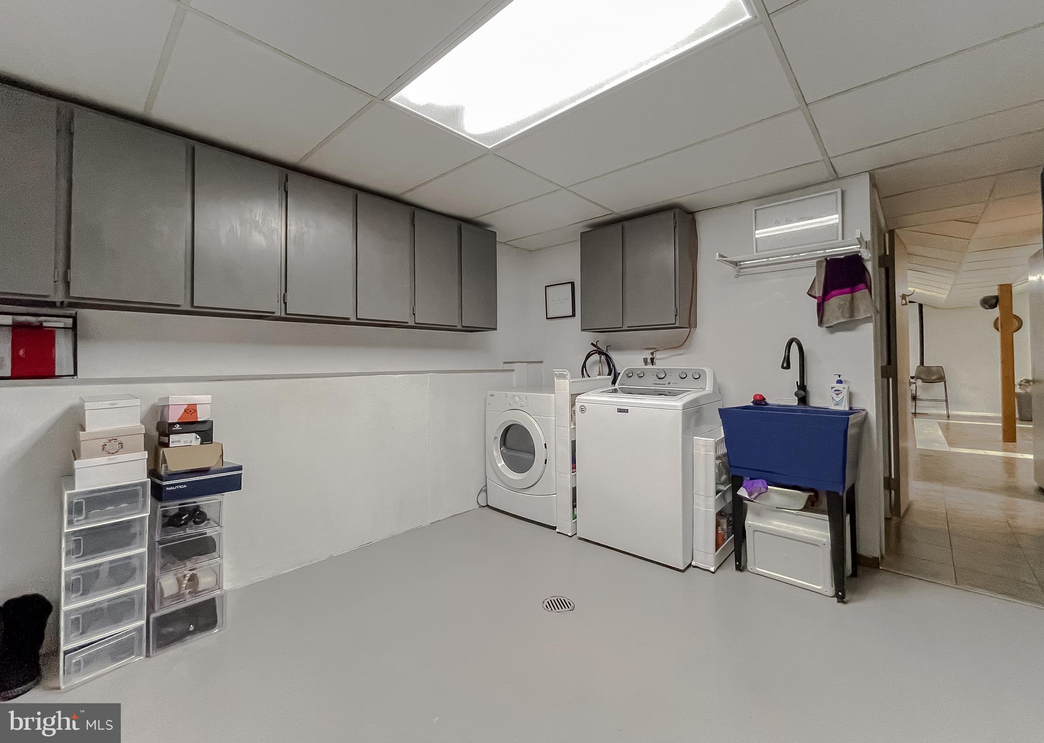 CEDAR COVE - Residential