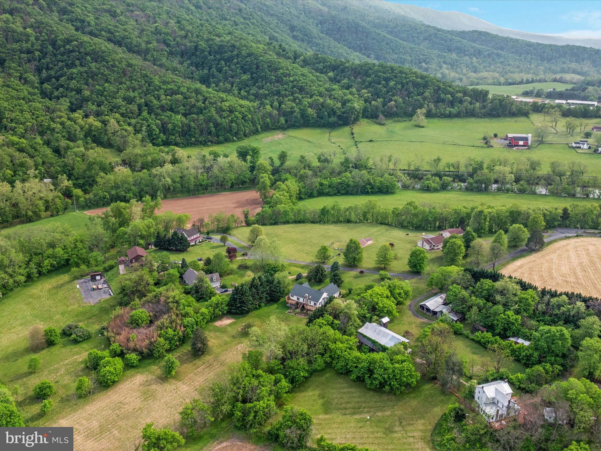 RIVER OF THE VALLEY - Residential