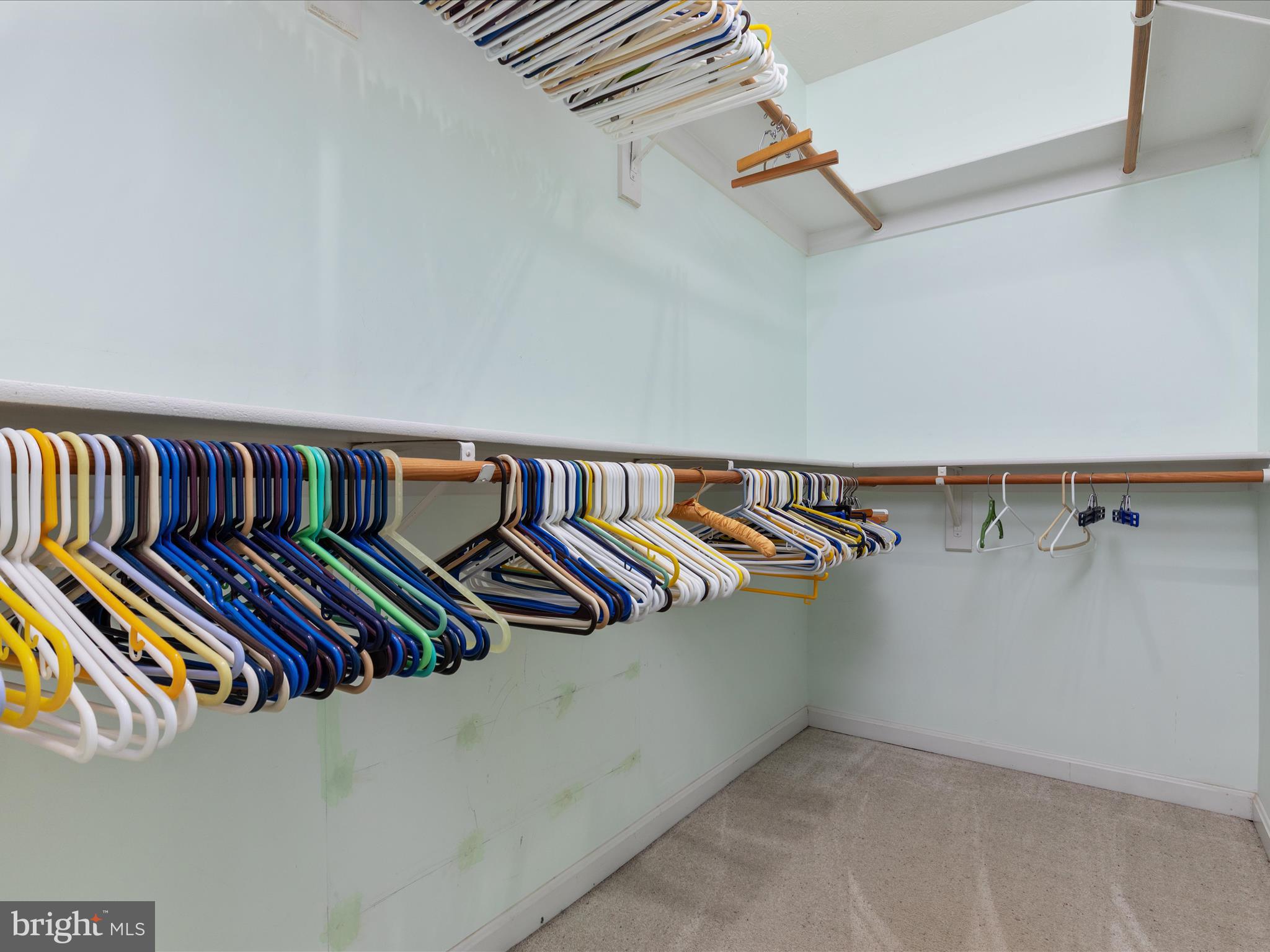 RIVER OF THE VALLEY - Residential