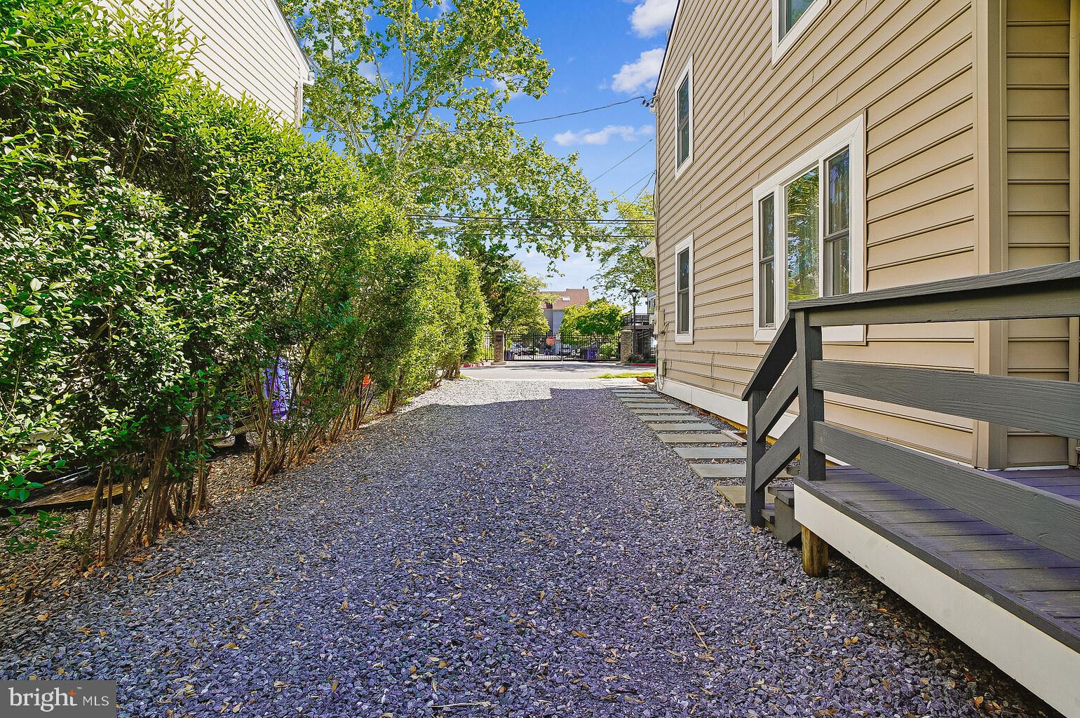 EASTPORT - Residential