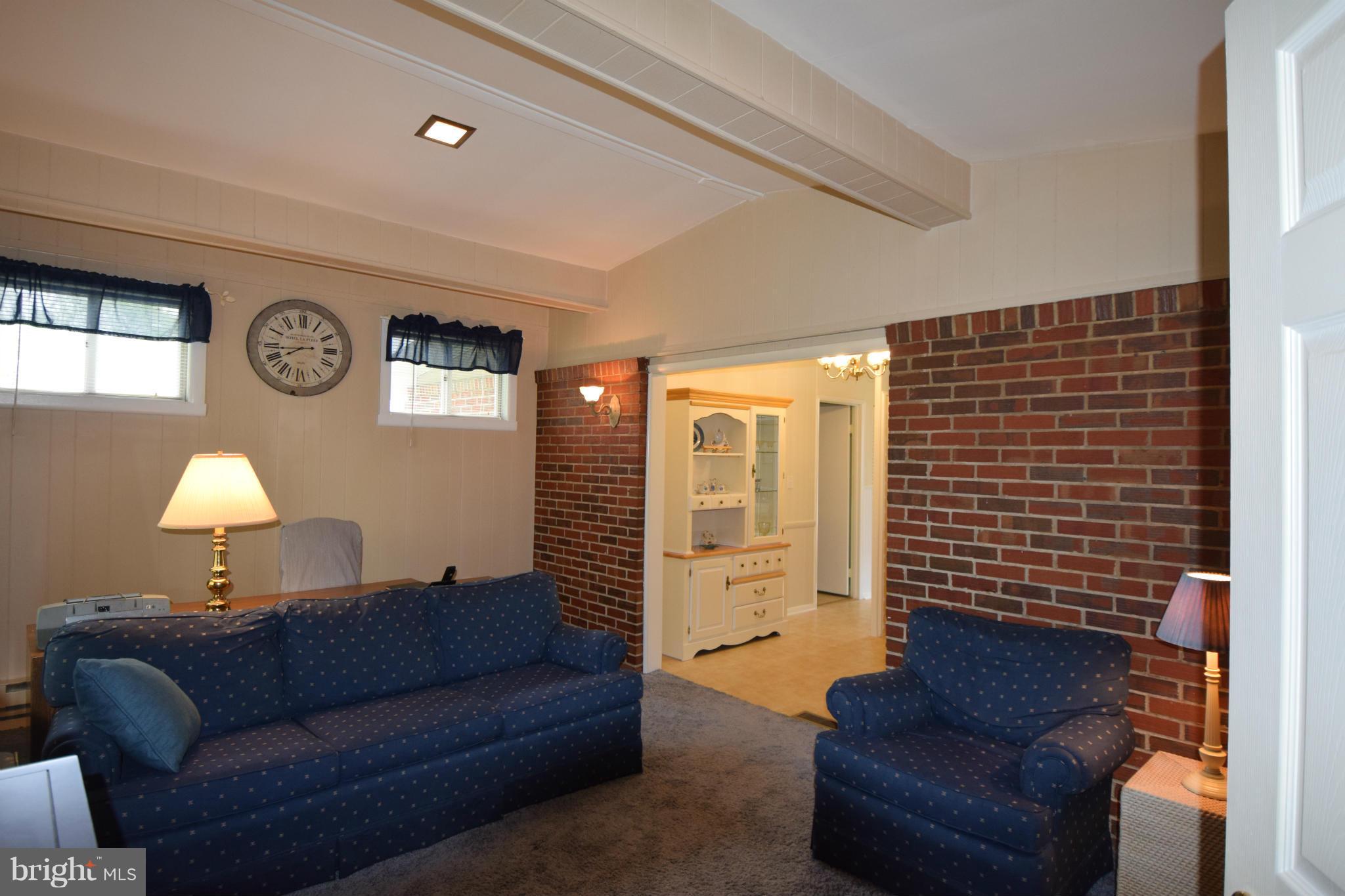 RIPPLING RIDGE - Residential