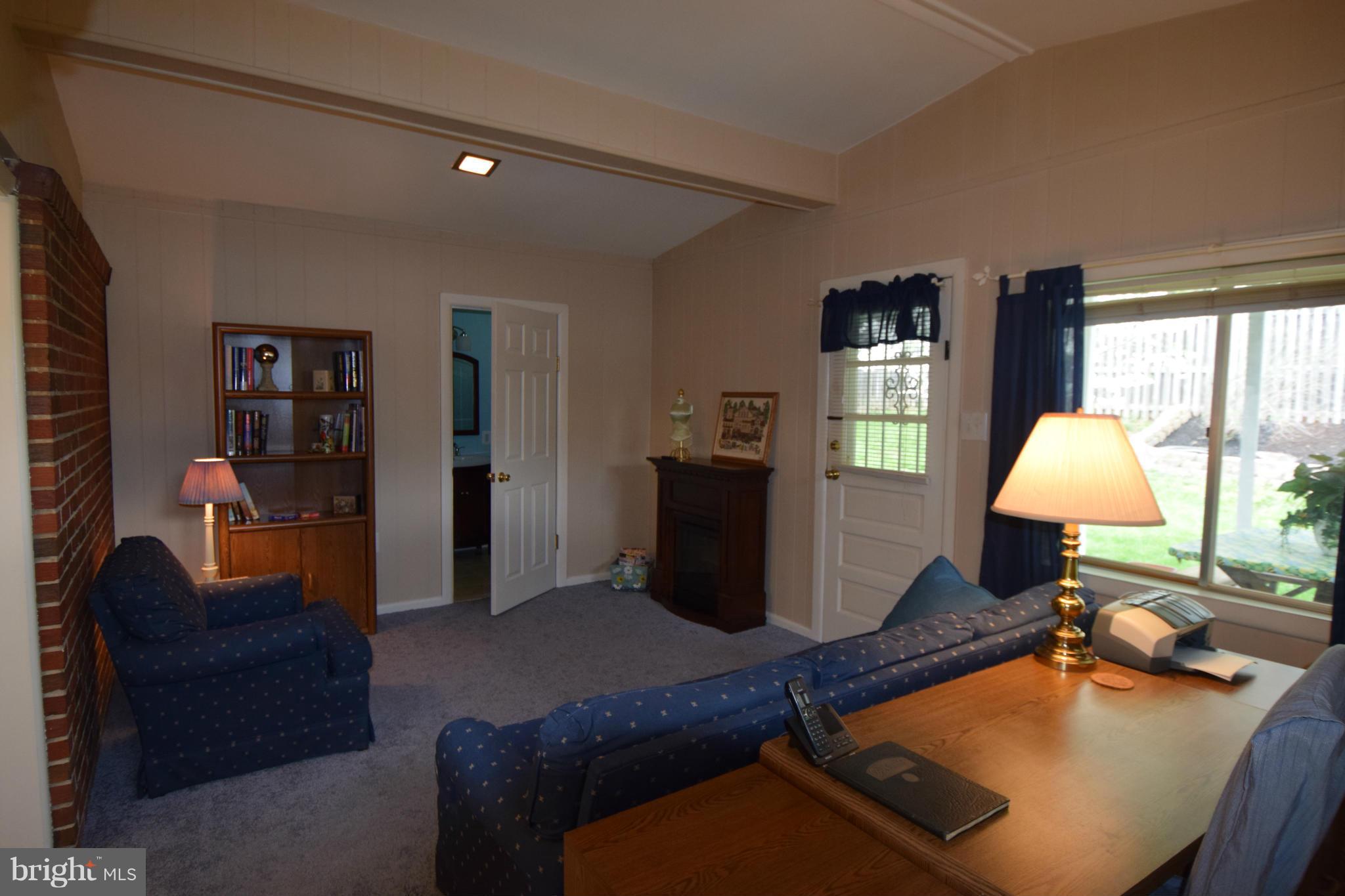 RIPPLING RIDGE - Residential