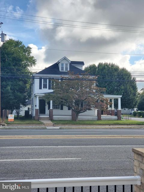 Photo of 202 E Mount Vernon Street, SMYRNA, DE 19977 (MLS # DEKT2040740) Photo of 202 E Mount Vernon Street, SMYRNA, DE 19977 (MLS # DEKT2040740)