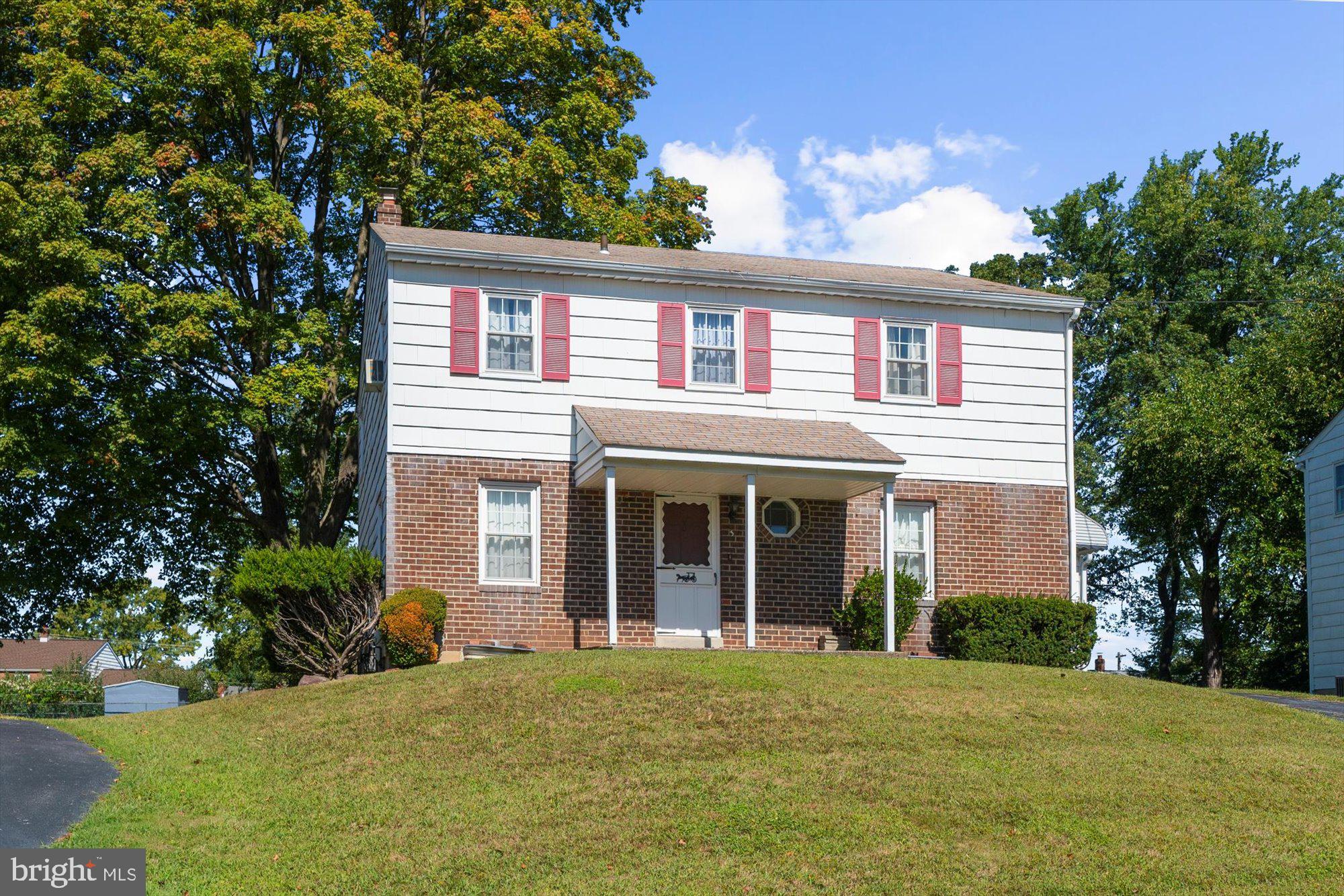 SWEET BRIAR - Residential