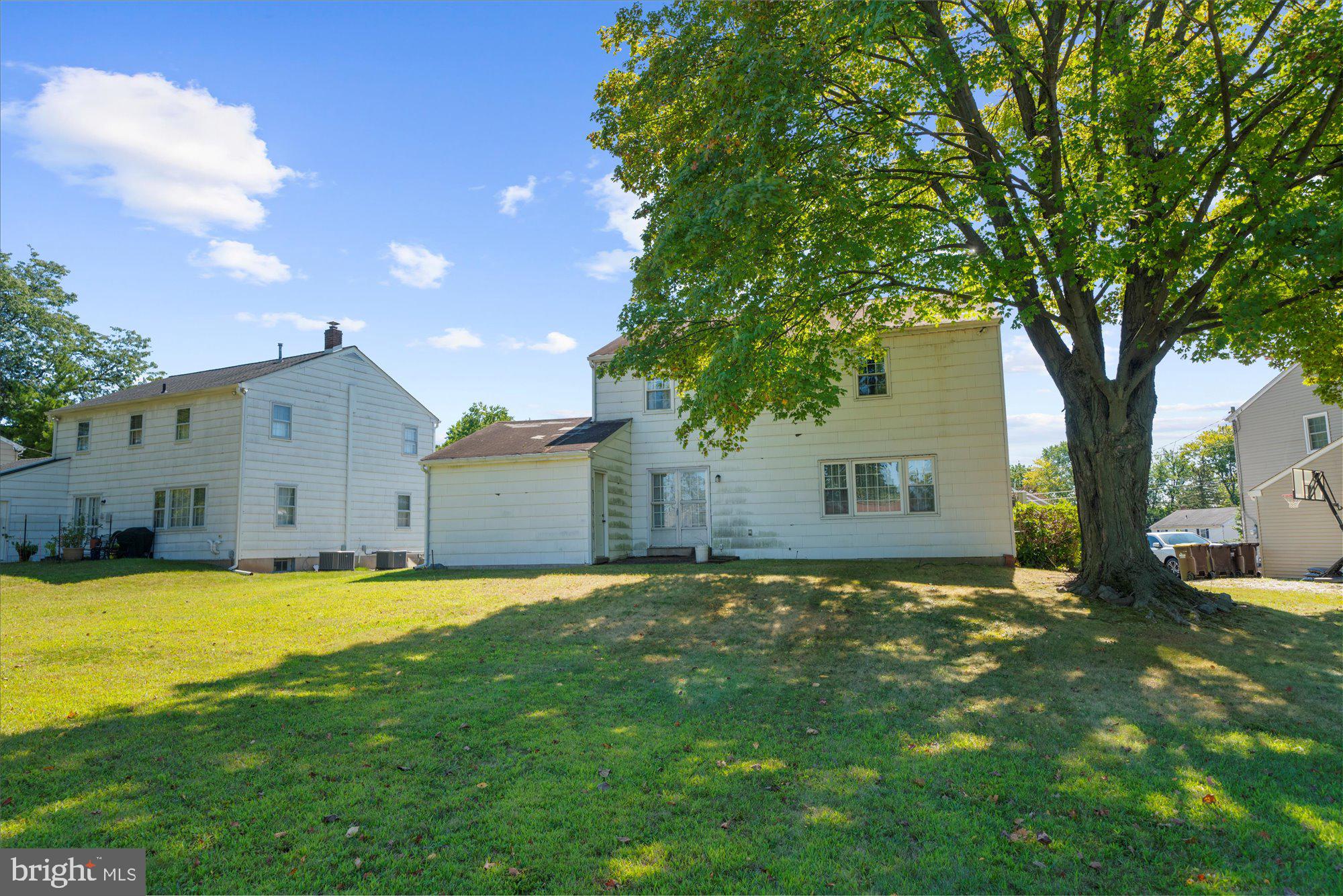 SWEET BRIAR - Residential