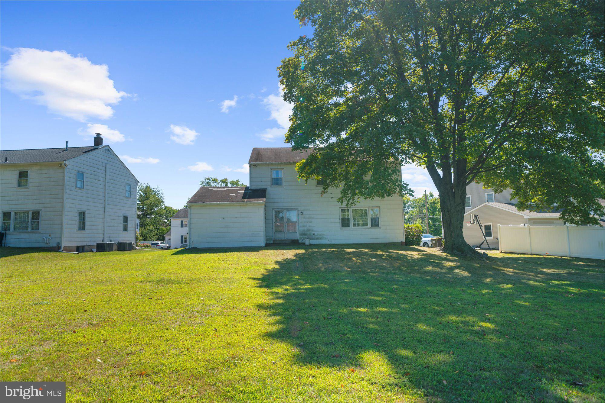 SWEET BRIAR - Residential