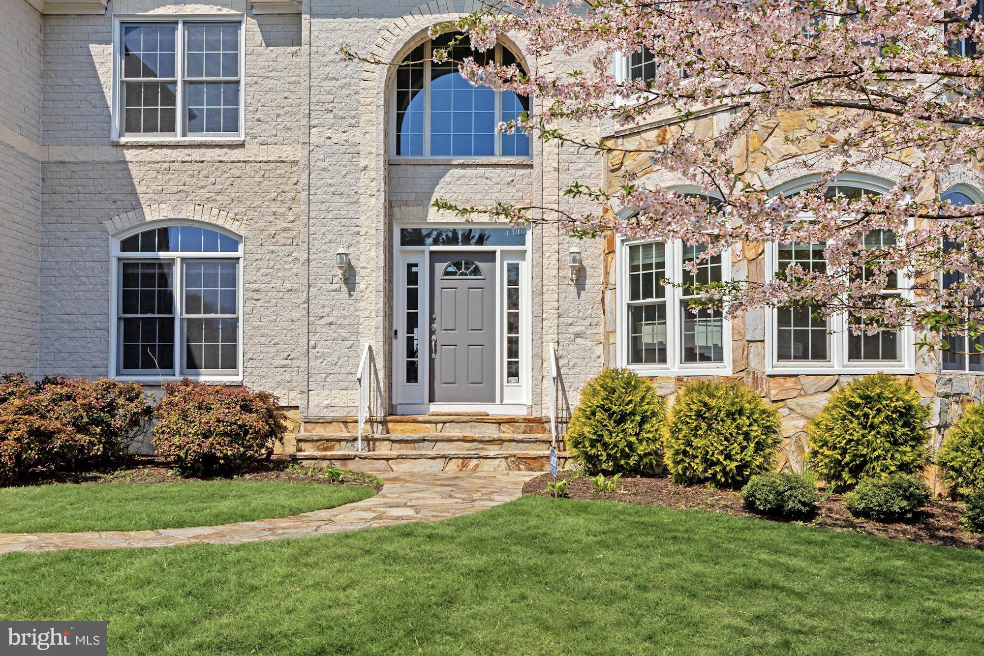 ESTATES AT LOWES - Residential