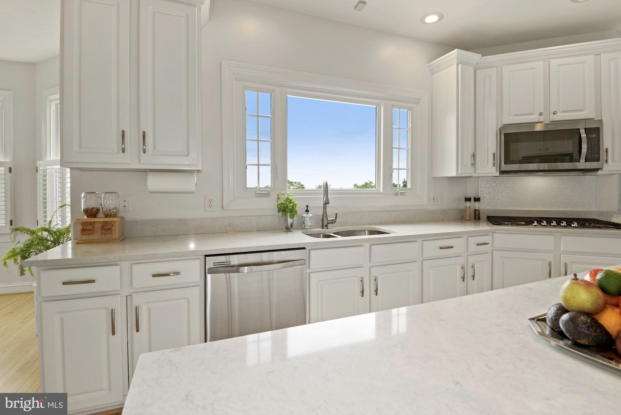 ESTATES AT LOWES - Residential