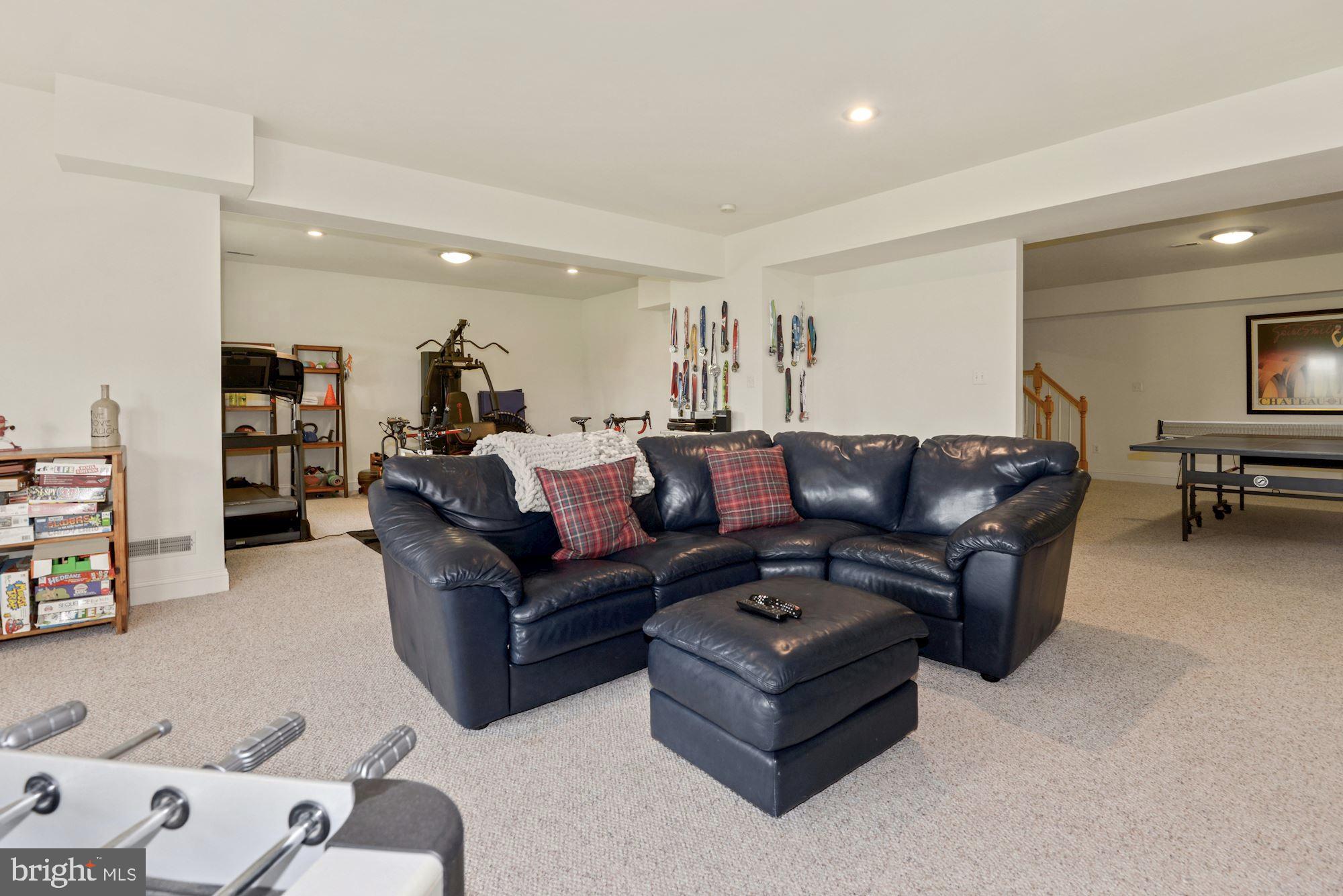 ESTATES AT LOWES - Residential