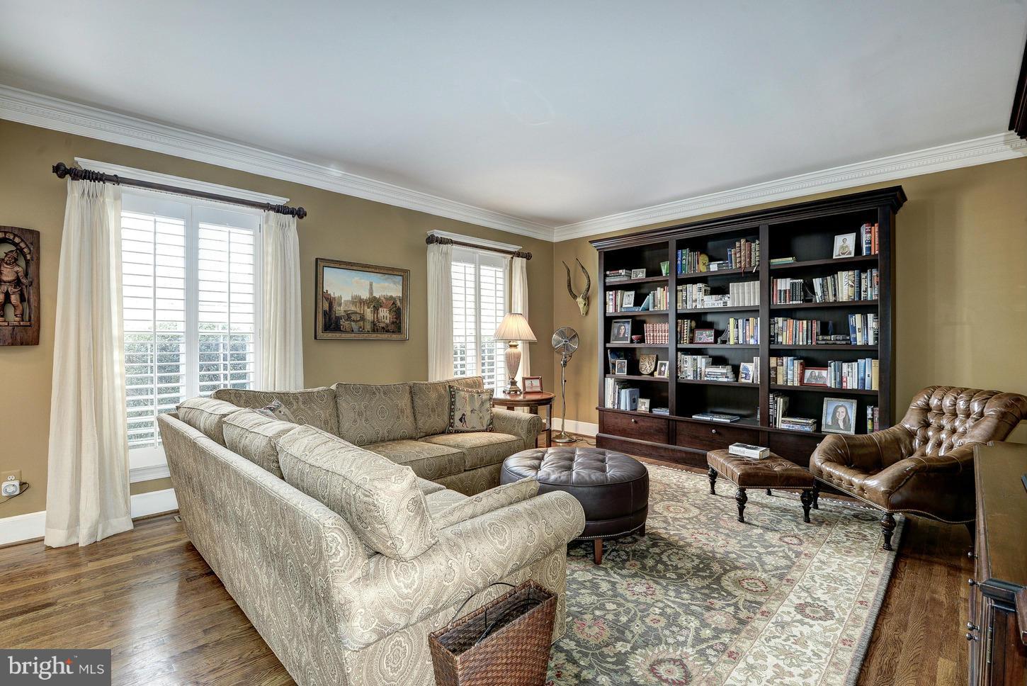 SUMMERWOOD - Residential