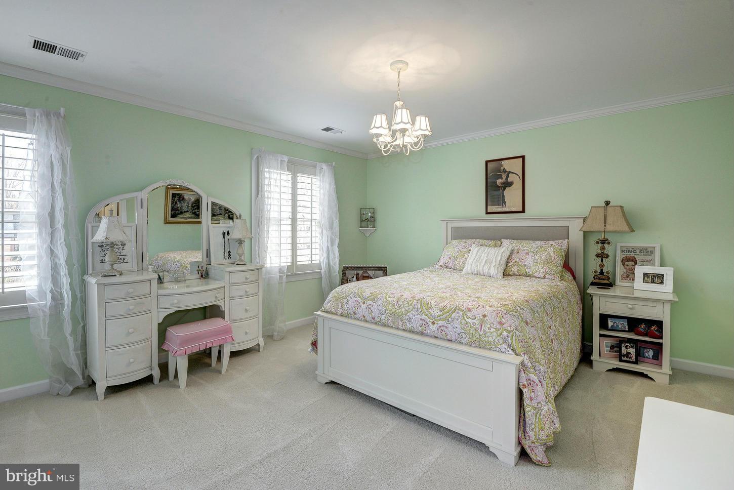 SUMMERWOOD - Residential