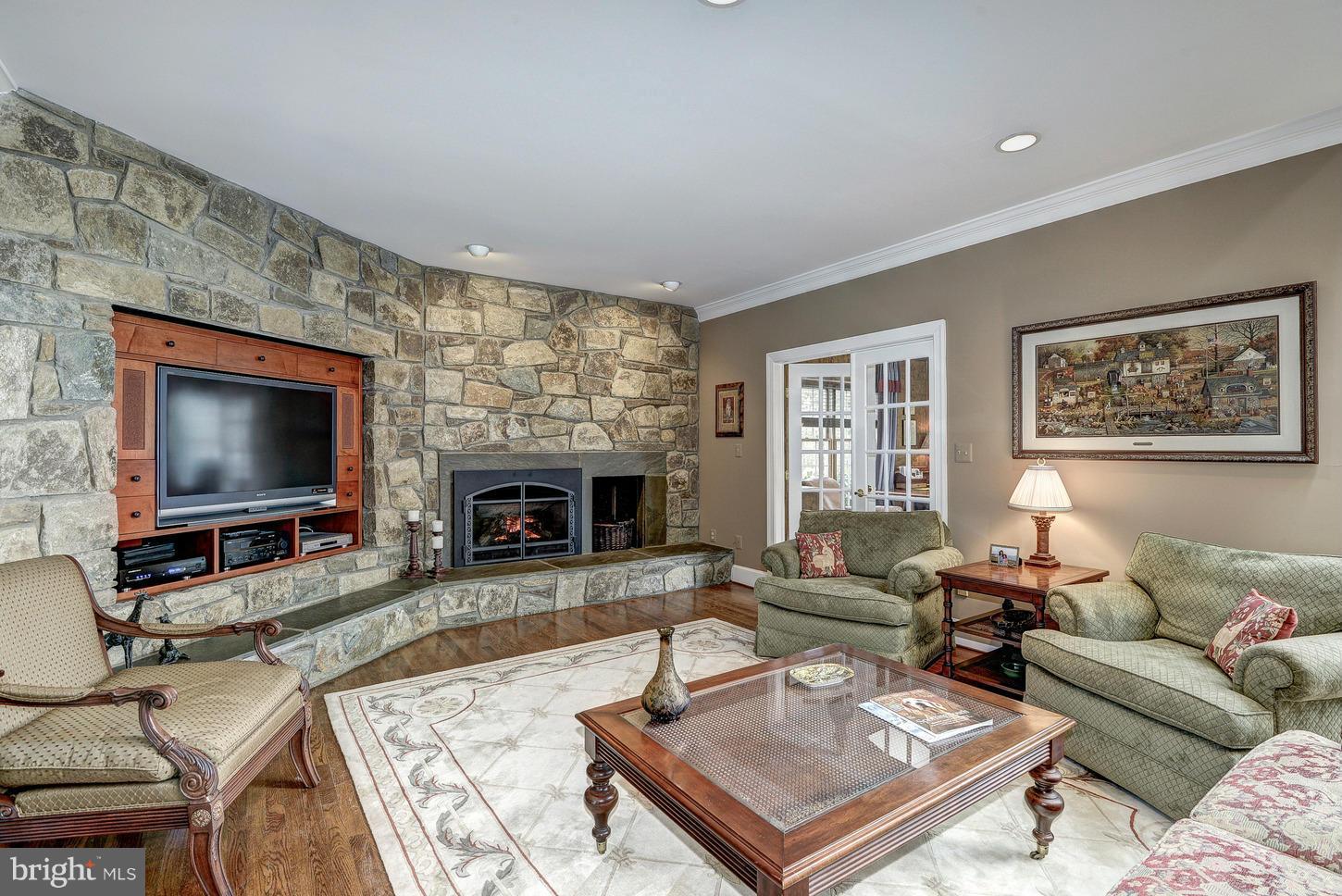 SUMMERWOOD - Residential