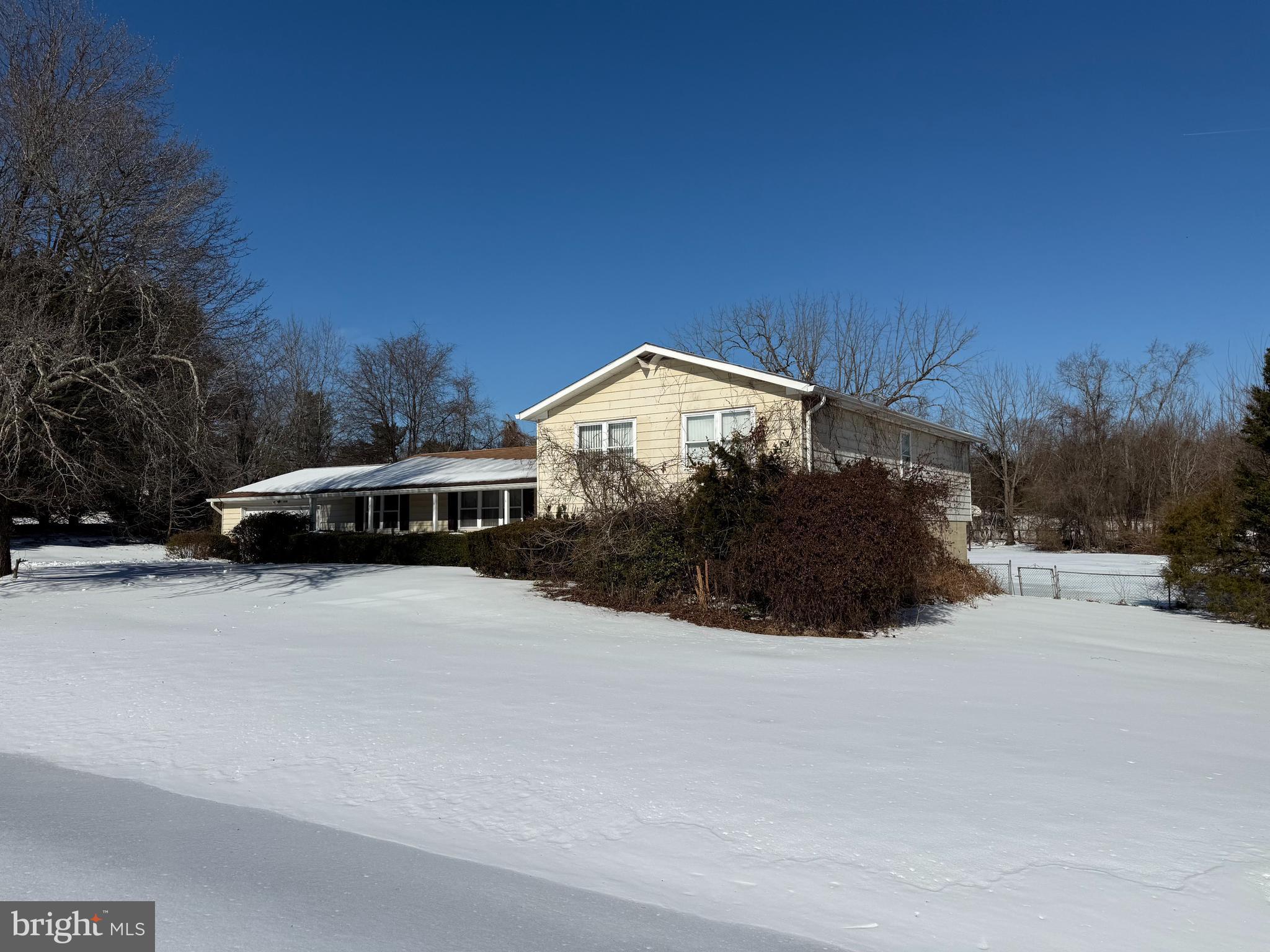 CHARLESTON GARDENS - Residential