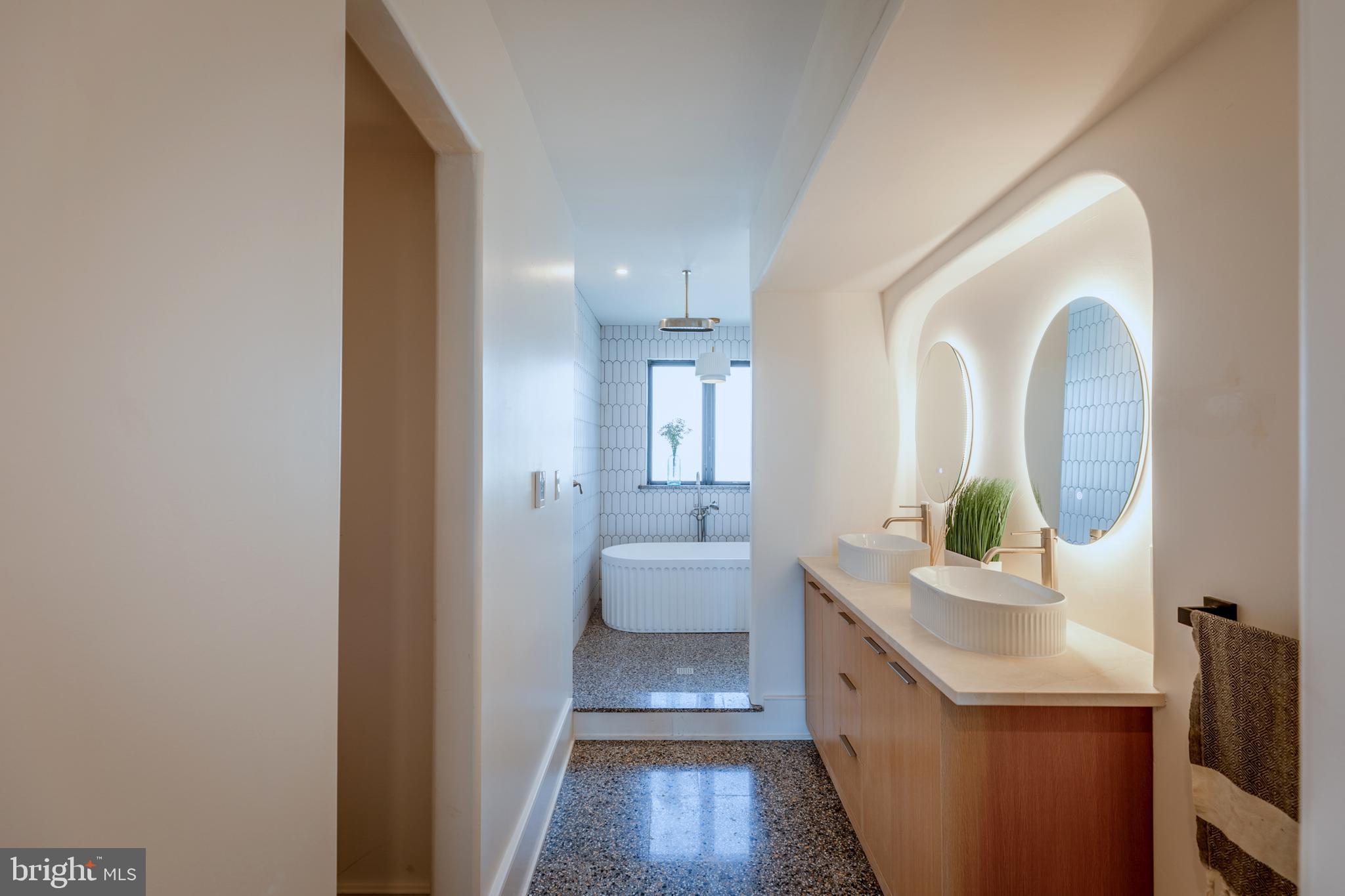 GRADUATE HOSPITAL - Residential