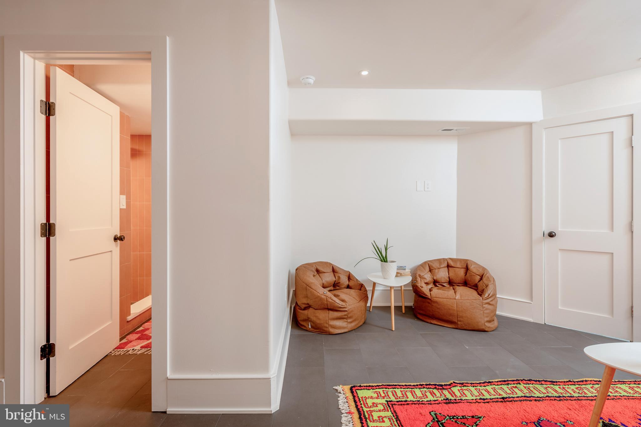 GRADUATE HOSPITAL - Residential