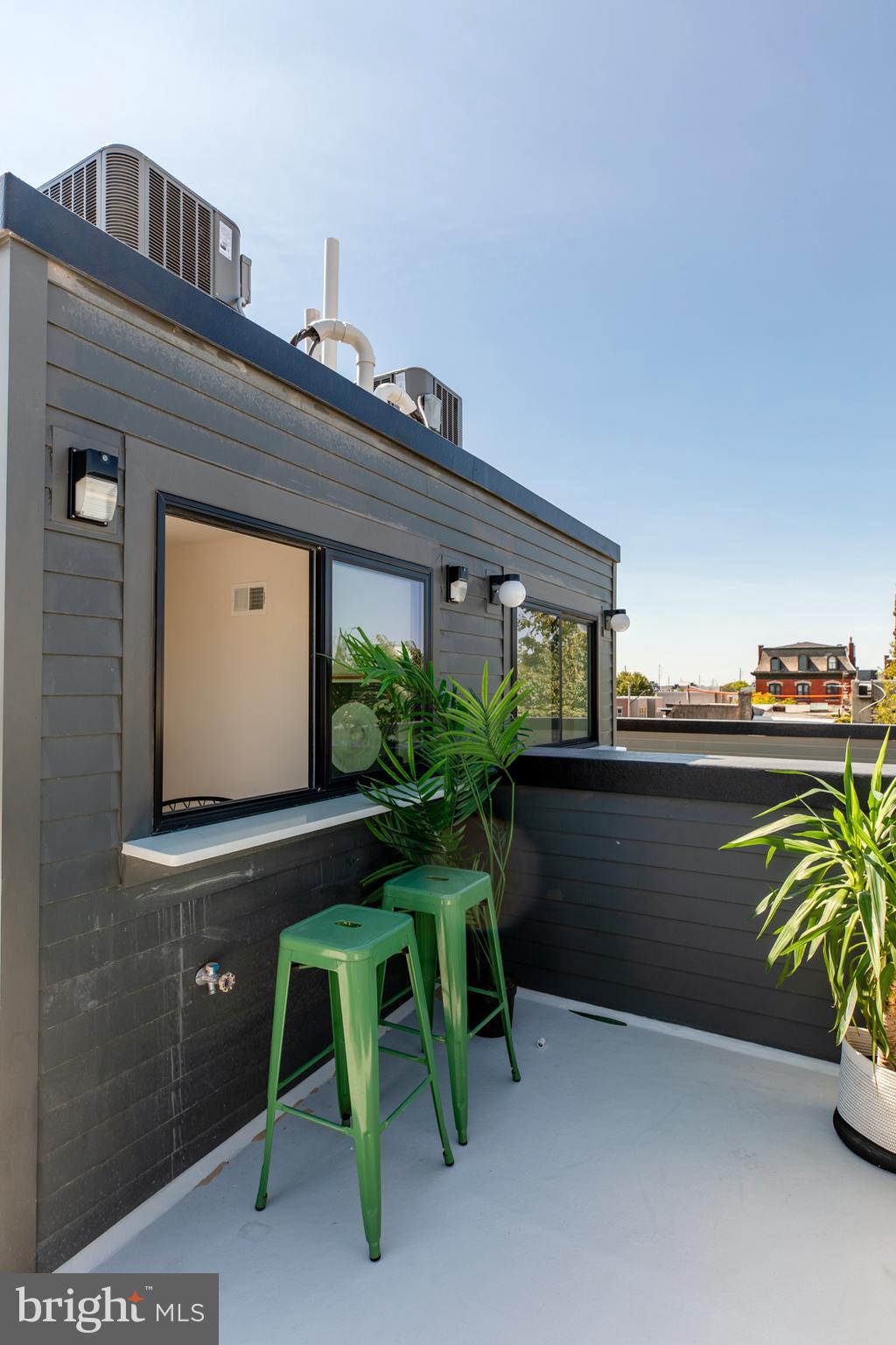 GRADUATE HOSPITAL - Residential