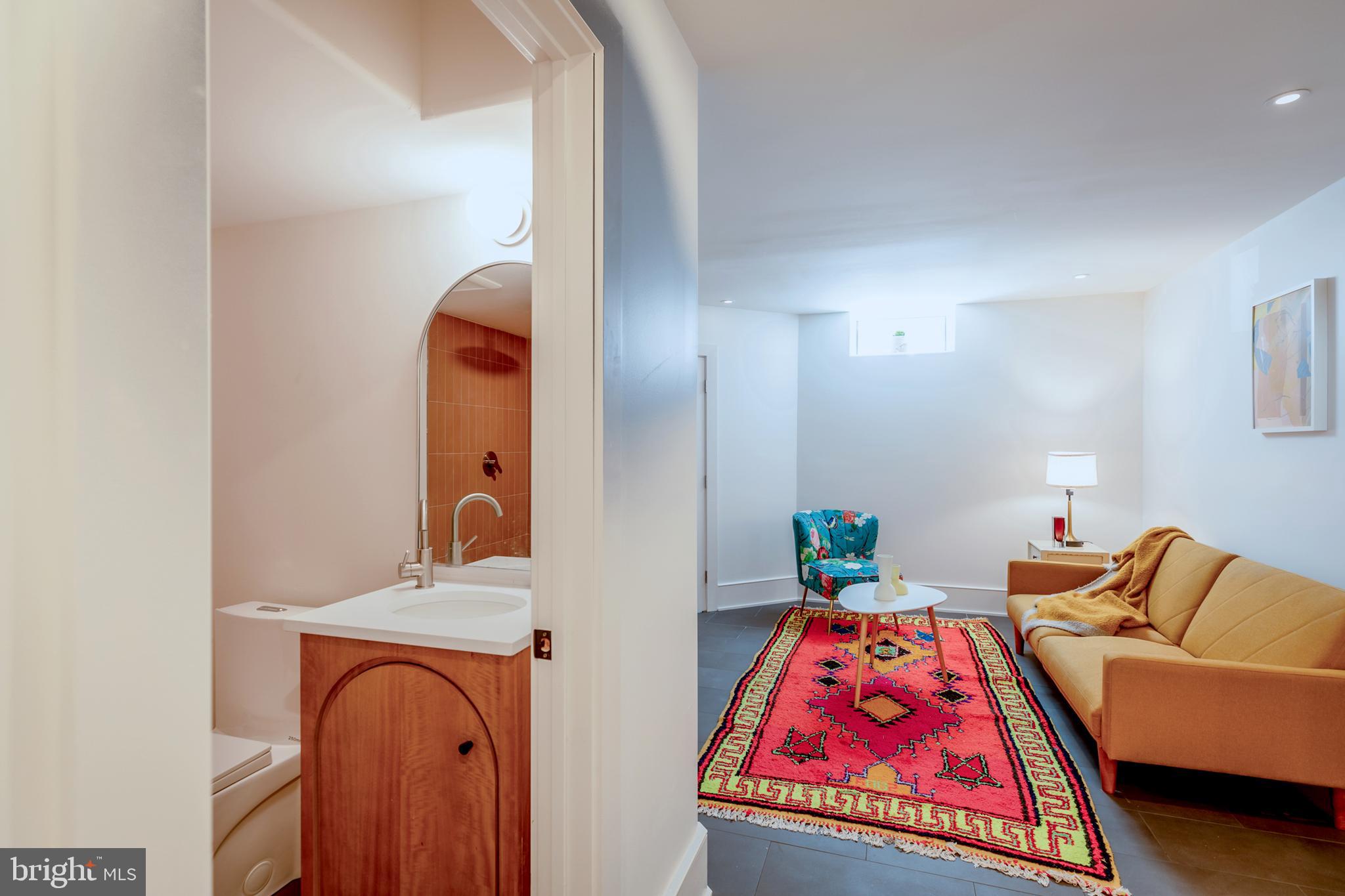 GRADUATE HOSPITAL - Residential