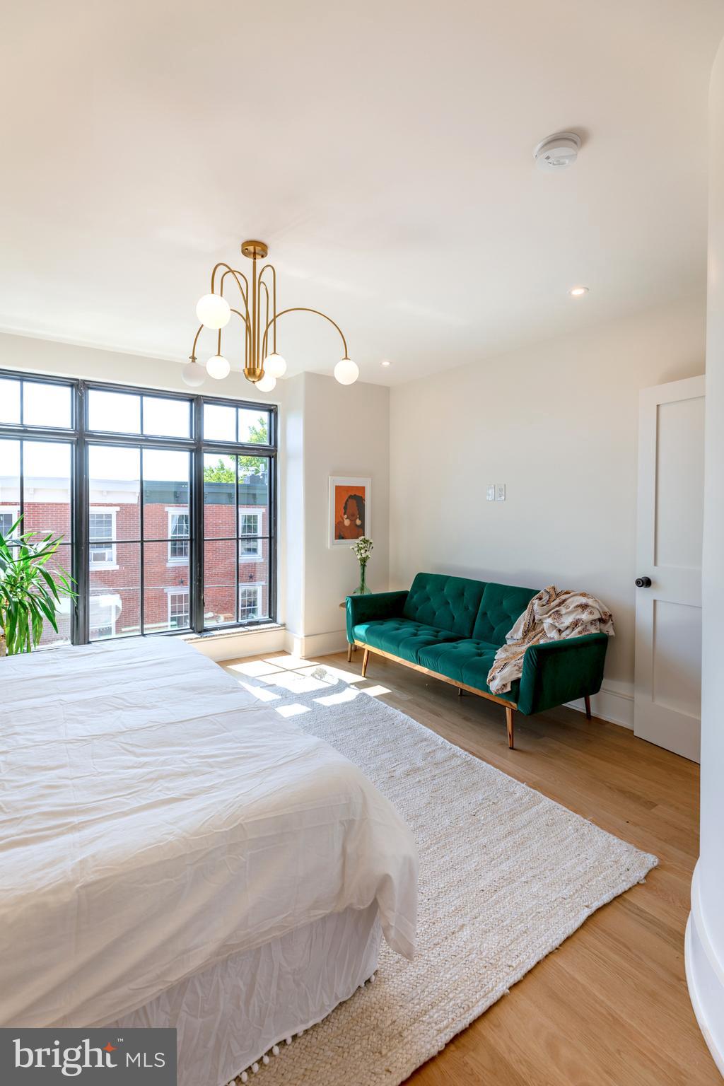 GRADUATE HOSPITAL - Residential