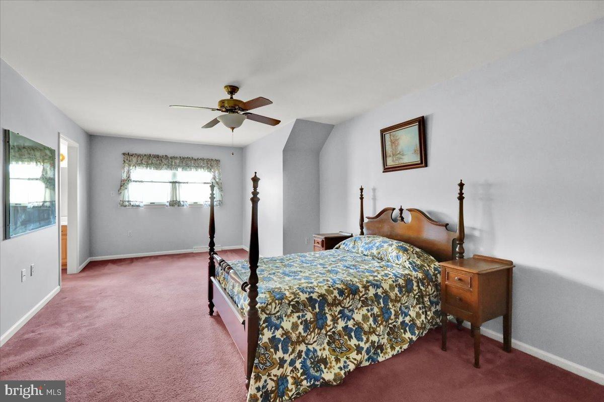 WILSHIRE MEADOWS - Residential