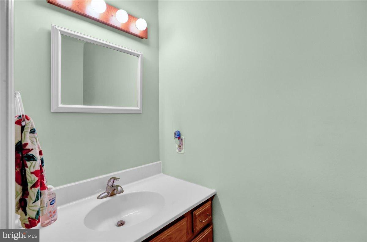 WILSHIRE MEADOWS - Residential