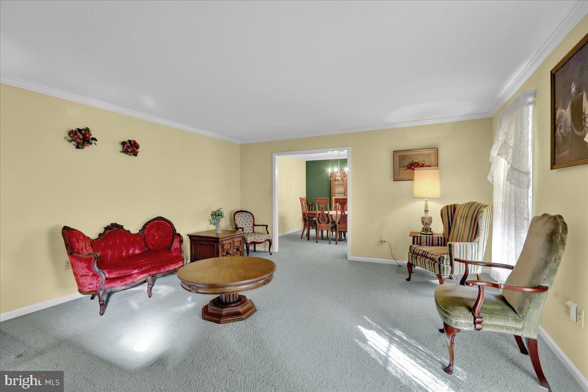 WILSHIRE MEADOWS - Residential