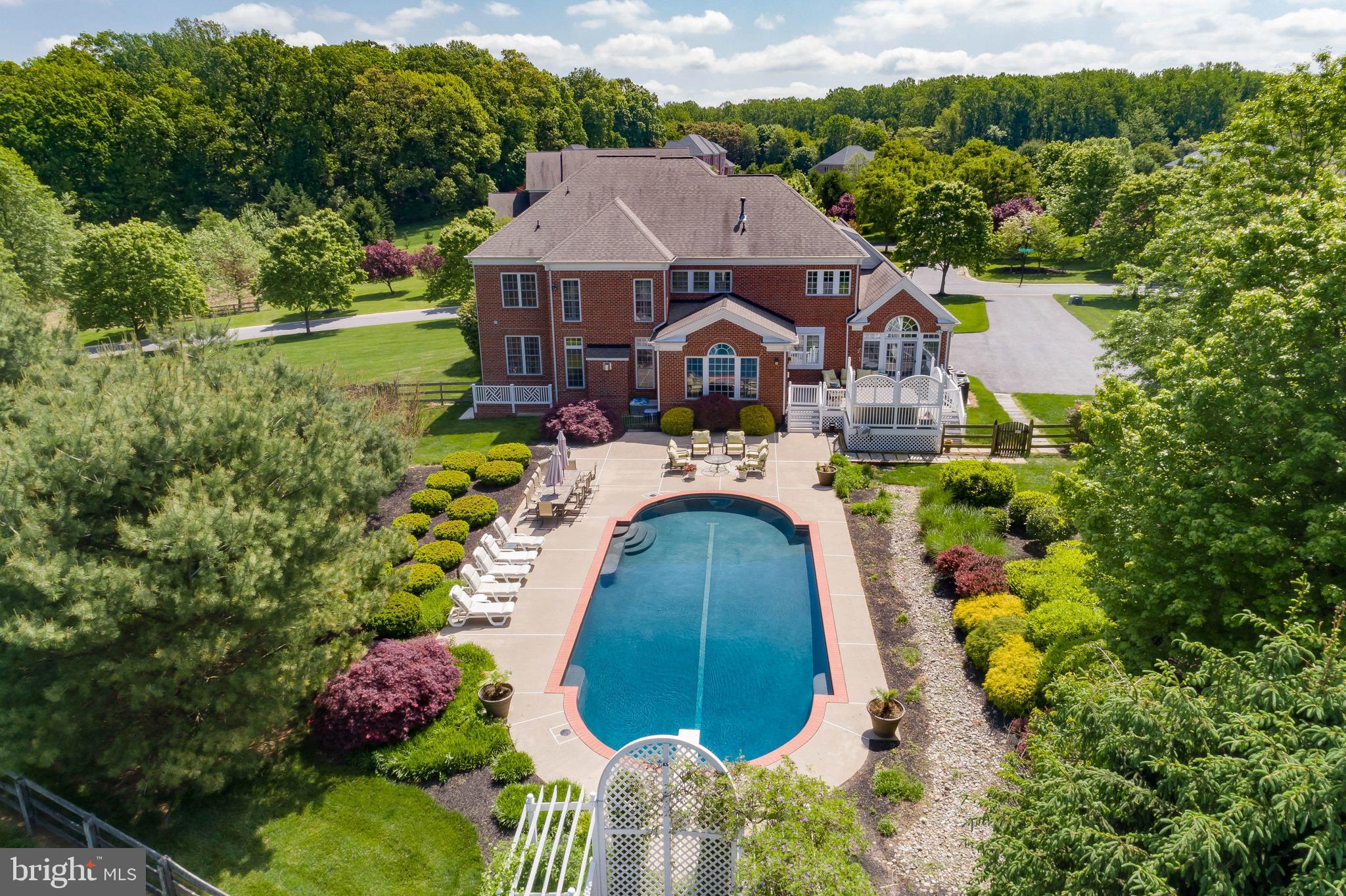 BELMONT FARM - Residential