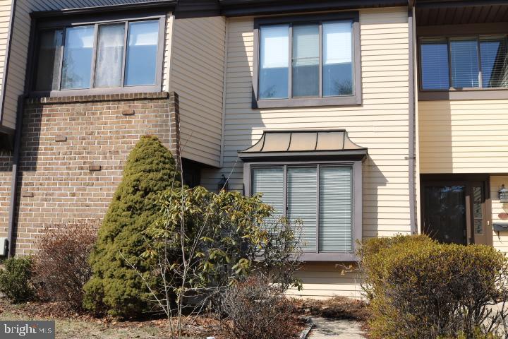 HEADLEY TRACE - Residential