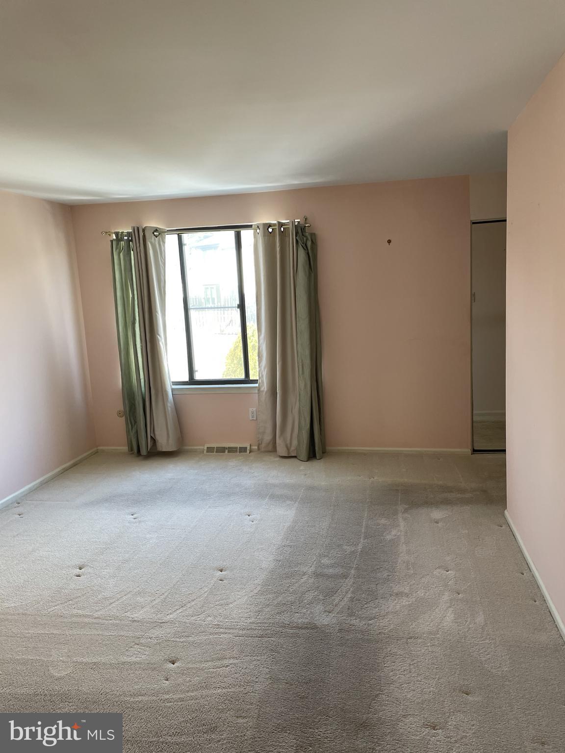 HEADLEY TRACE - Residential