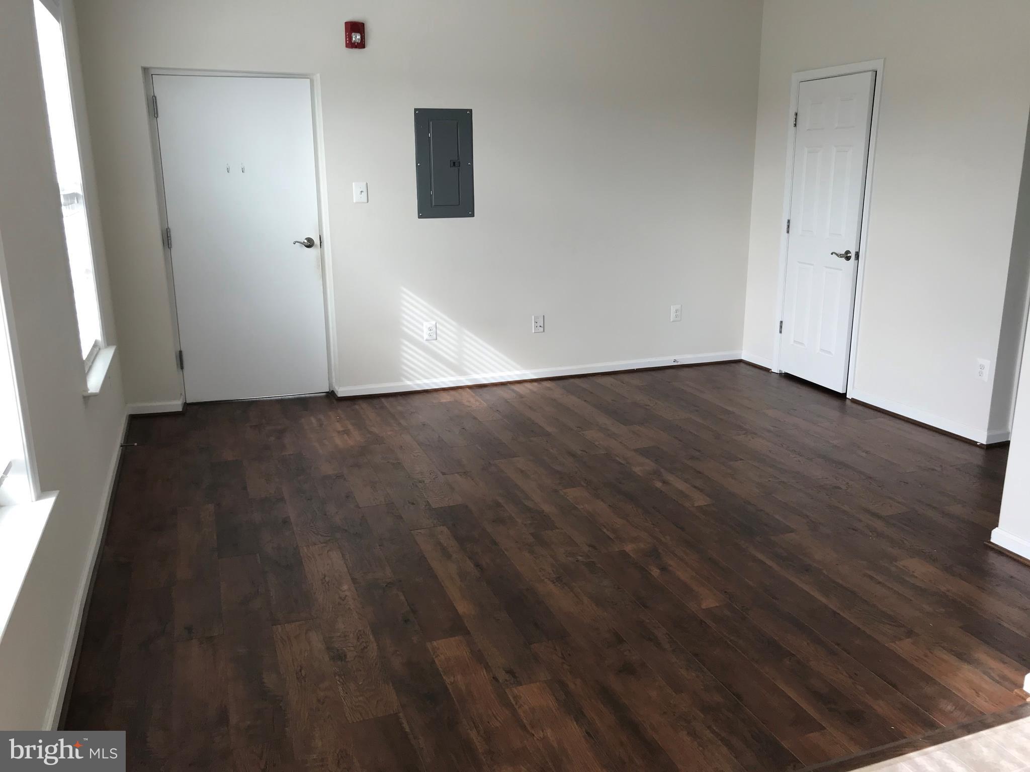 VILLAGES OF URBANA - Residential Lease