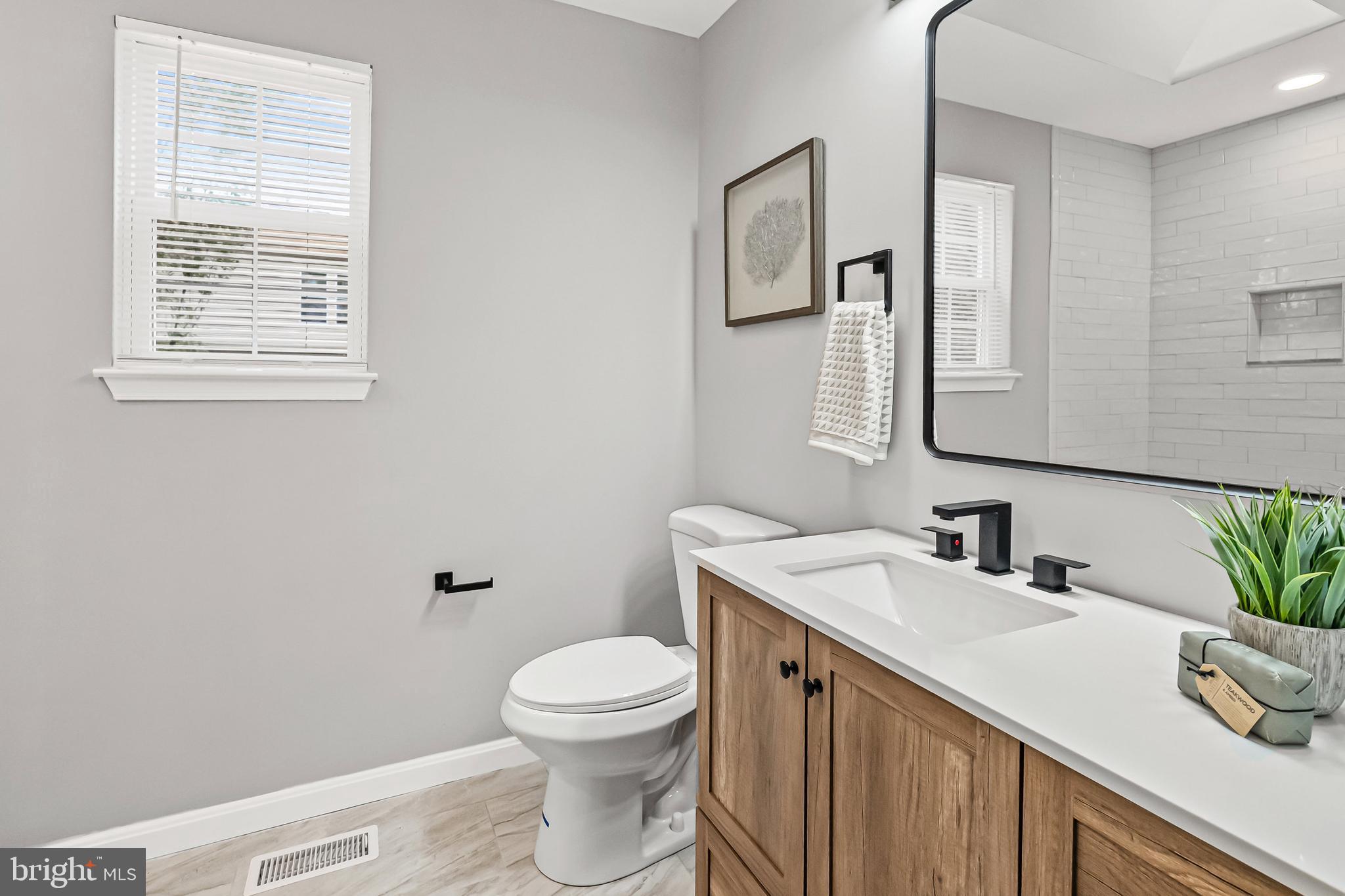 SENECA GARDENS - Residential