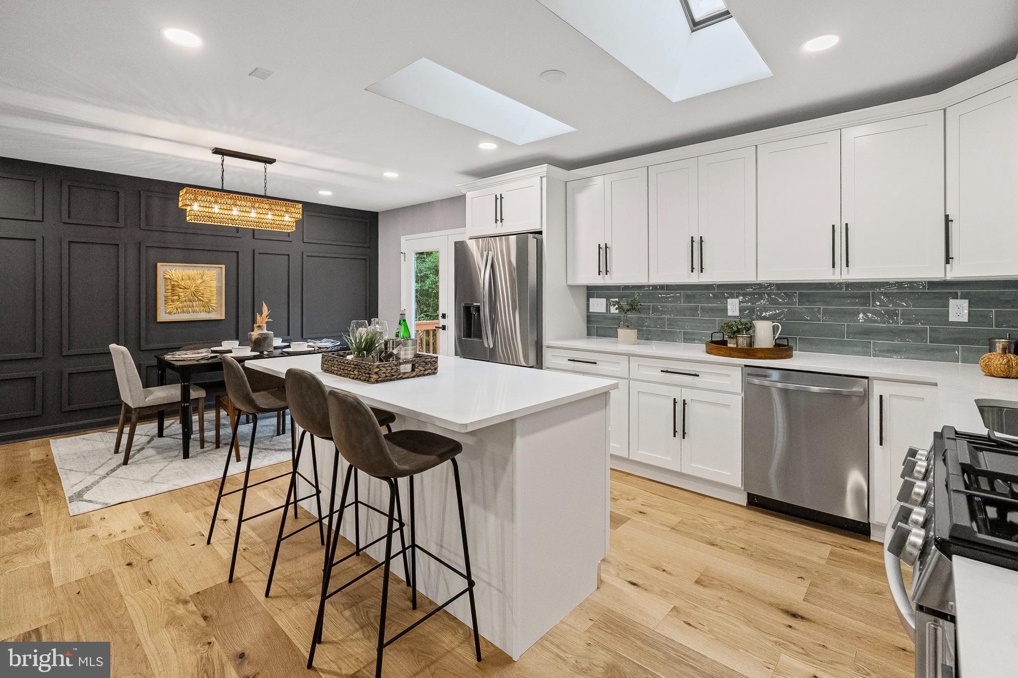 SENECA GARDENS - Residential