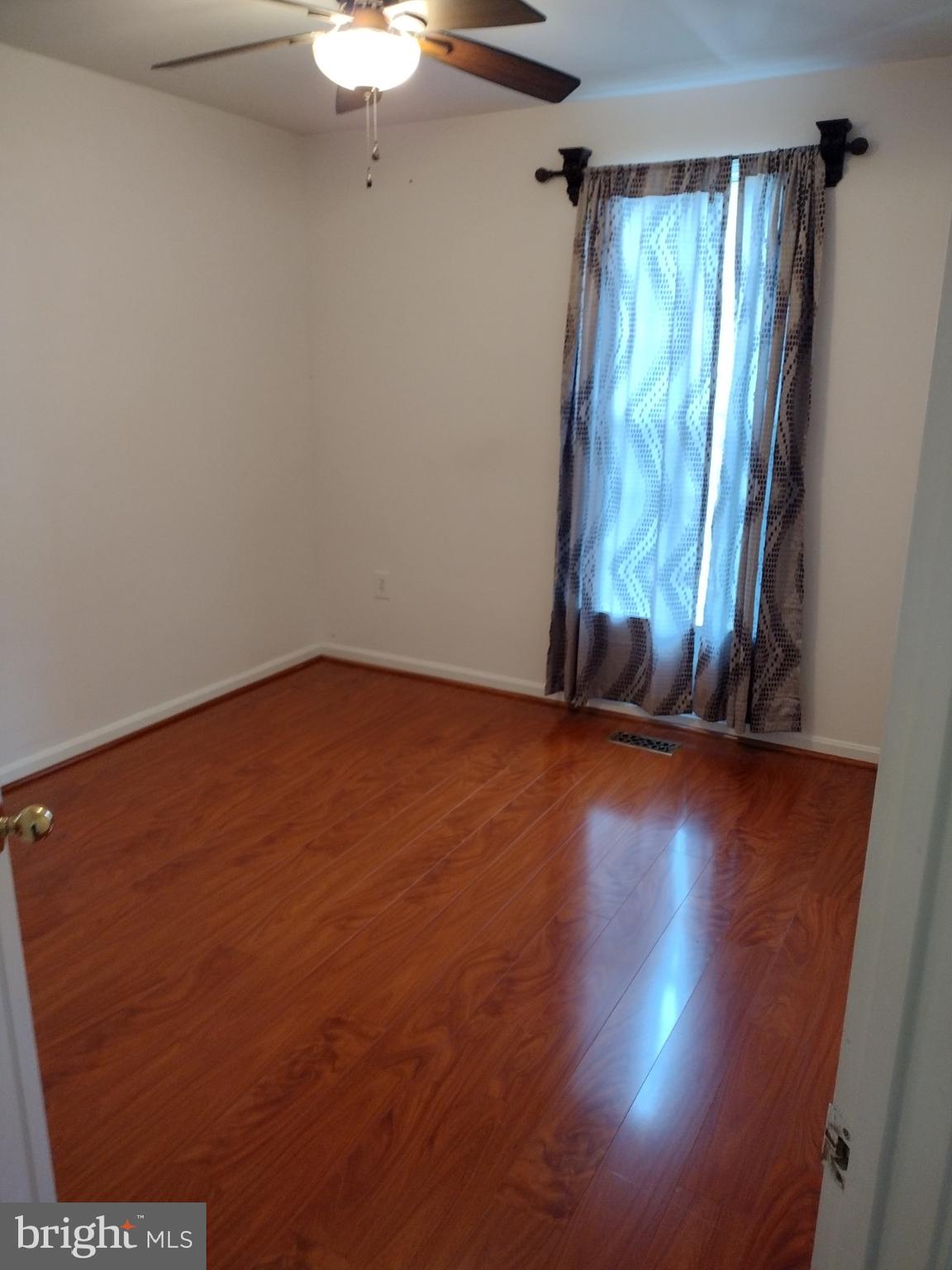 SEVEN OAKS - Residential