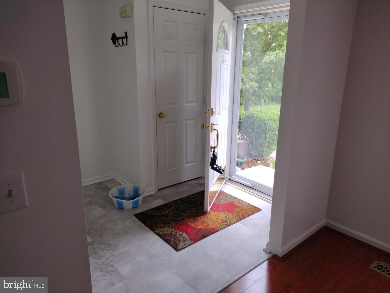 SEVEN OAKS - Residential