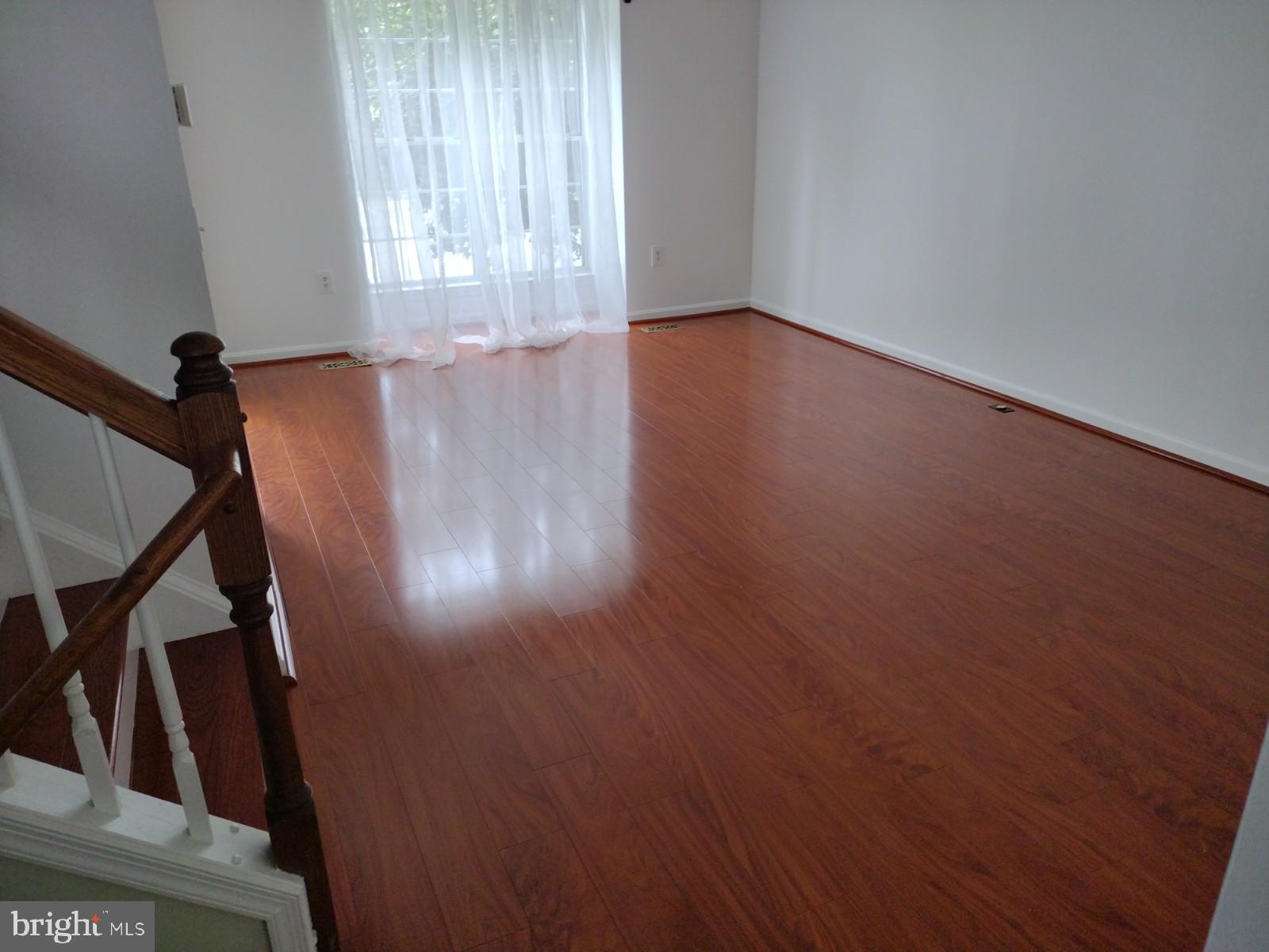 SEVEN OAKS - Residential