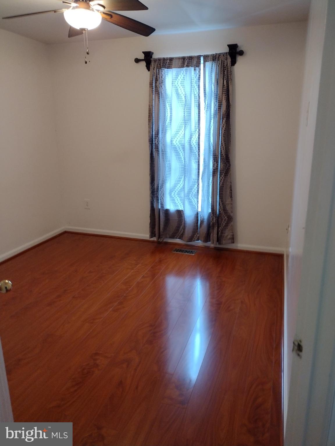 SEVEN OAKS - Residential