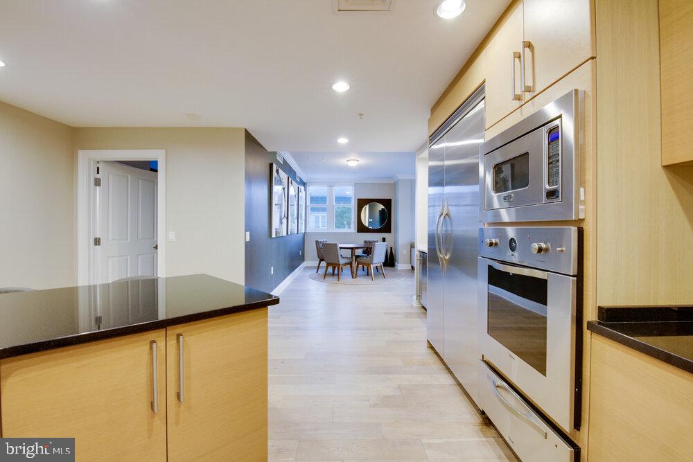 THE RITZ-CARLTON RESIDENCES - Residential Lease